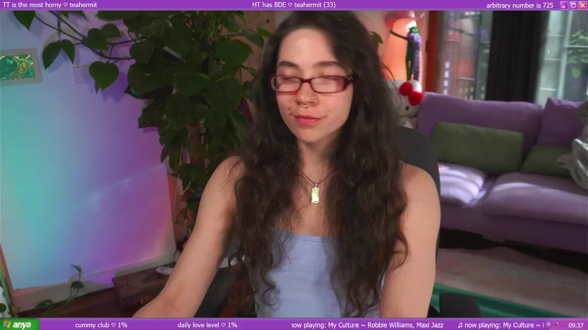 Gallery image thumbnail from afterglow's myfreecams stream on, 04/06/2025, 24:02 image 6 of 20