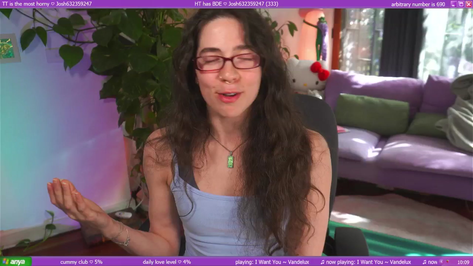 Gallery image thumbnail from afterglow's myfreecams stream on, 04/06/2025, 24:02 image 12 of 20