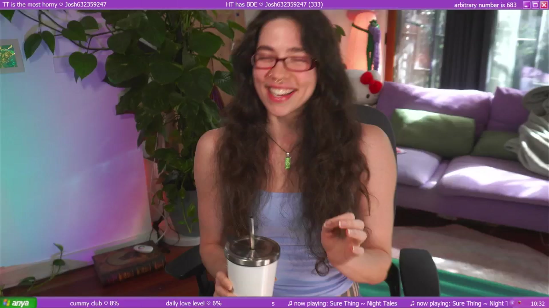 Gallery image thumbnail from afterglow's myfreecams stream on, 04/06/2025, 01:01 image 12 of 20