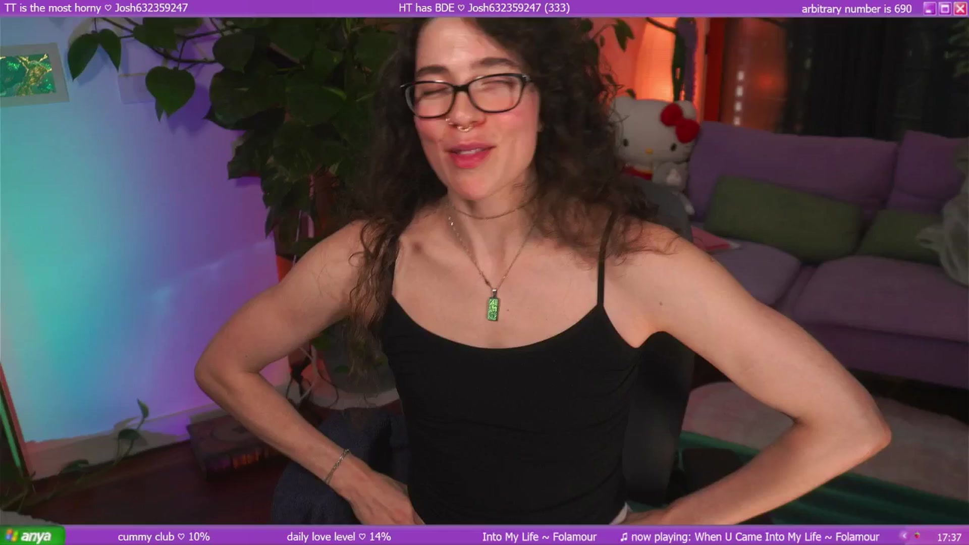 Gallery image thumbnail from afterglow's myfreecams stream on, 04/06/2025, 08:08 image 15 of 20