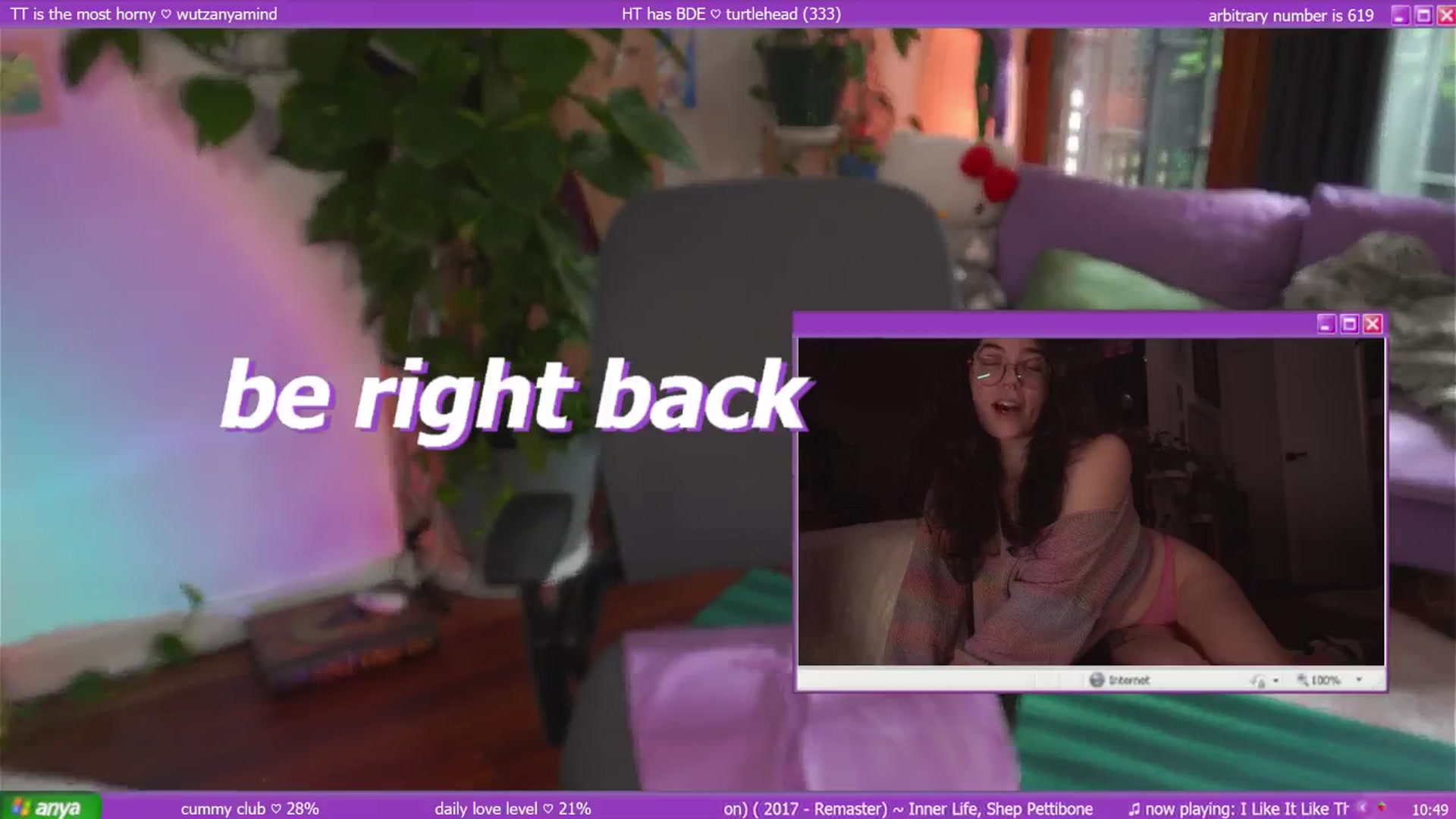 Gallery image thumbnail from afterglow's myfreecams stream on, 04/07/2025, 01:37 image 16 of 20