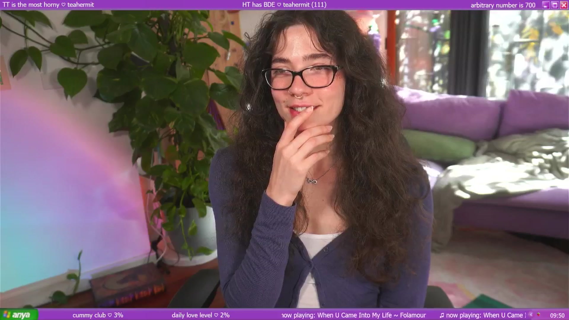 Gallery image thumbnail from afterglow's myfreecams stream on, 04/17/2025, 01:22 image 10 of 20