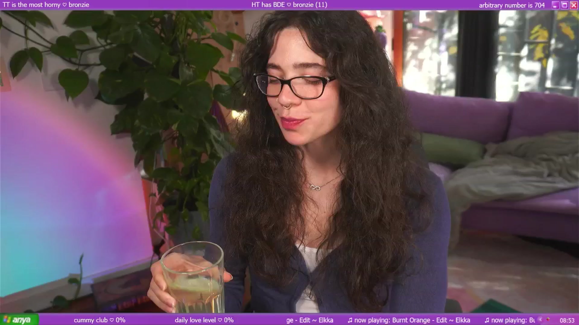 Gallery image thumbnail from afterglow's myfreecams stream on, 04/17/2025, 01:22 image 3 of 20