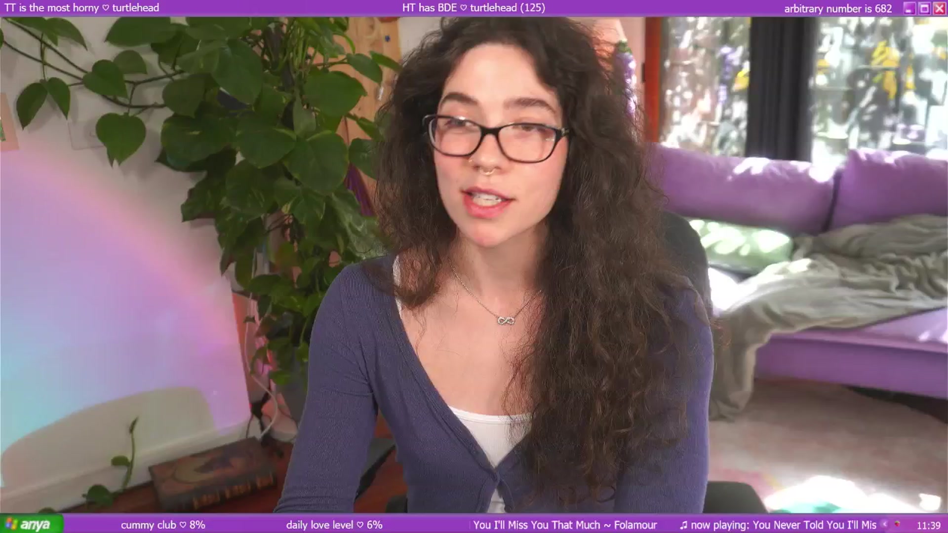 Gallery image thumbnail from afterglow's myfreecams stream on, 04/17/2025, 02:14 image 5 of 20