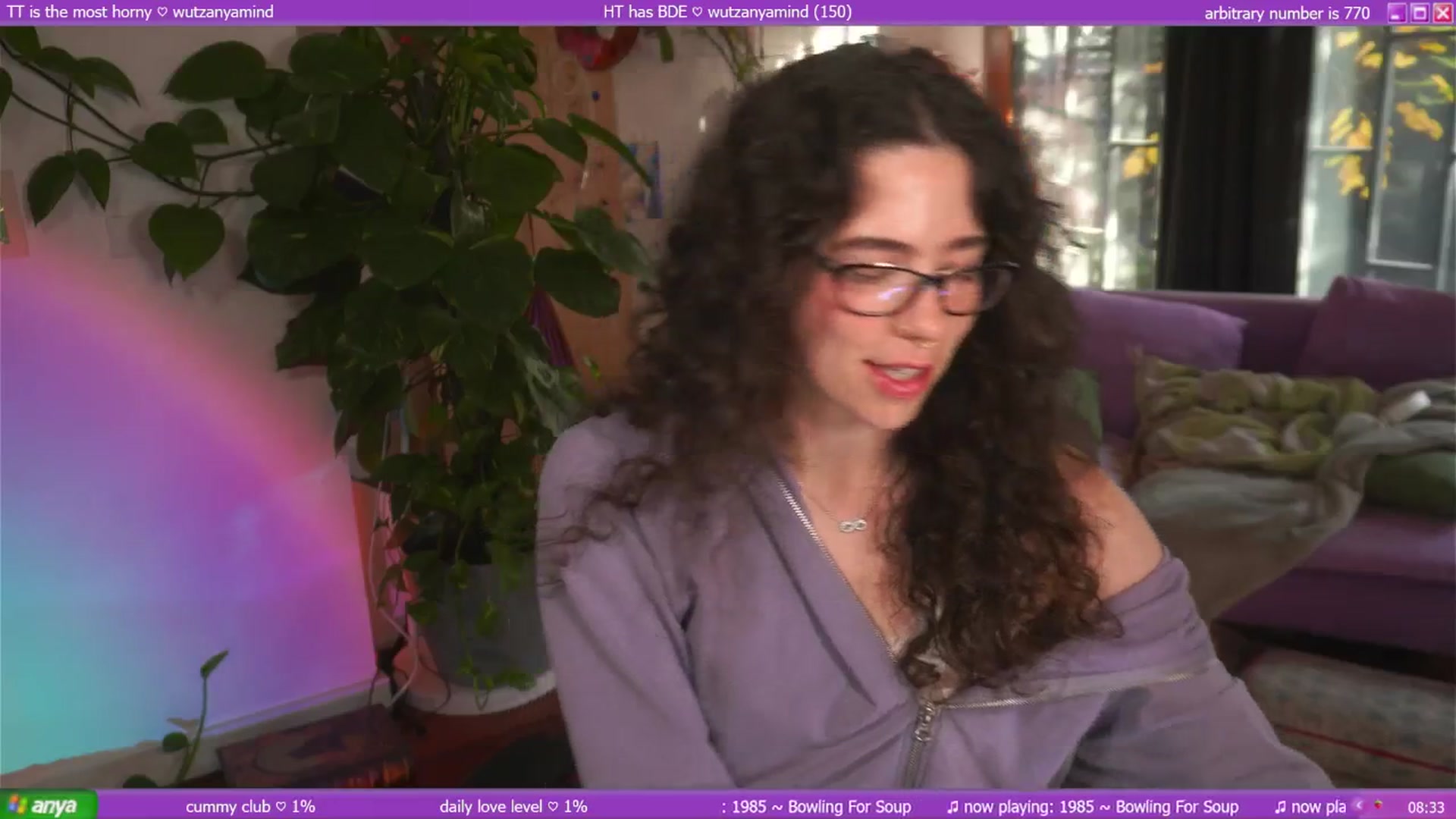 Gallery image thumbnail from afterglow's myfreecams stream on, 04/19/2025, 02:06 image 3 of 20