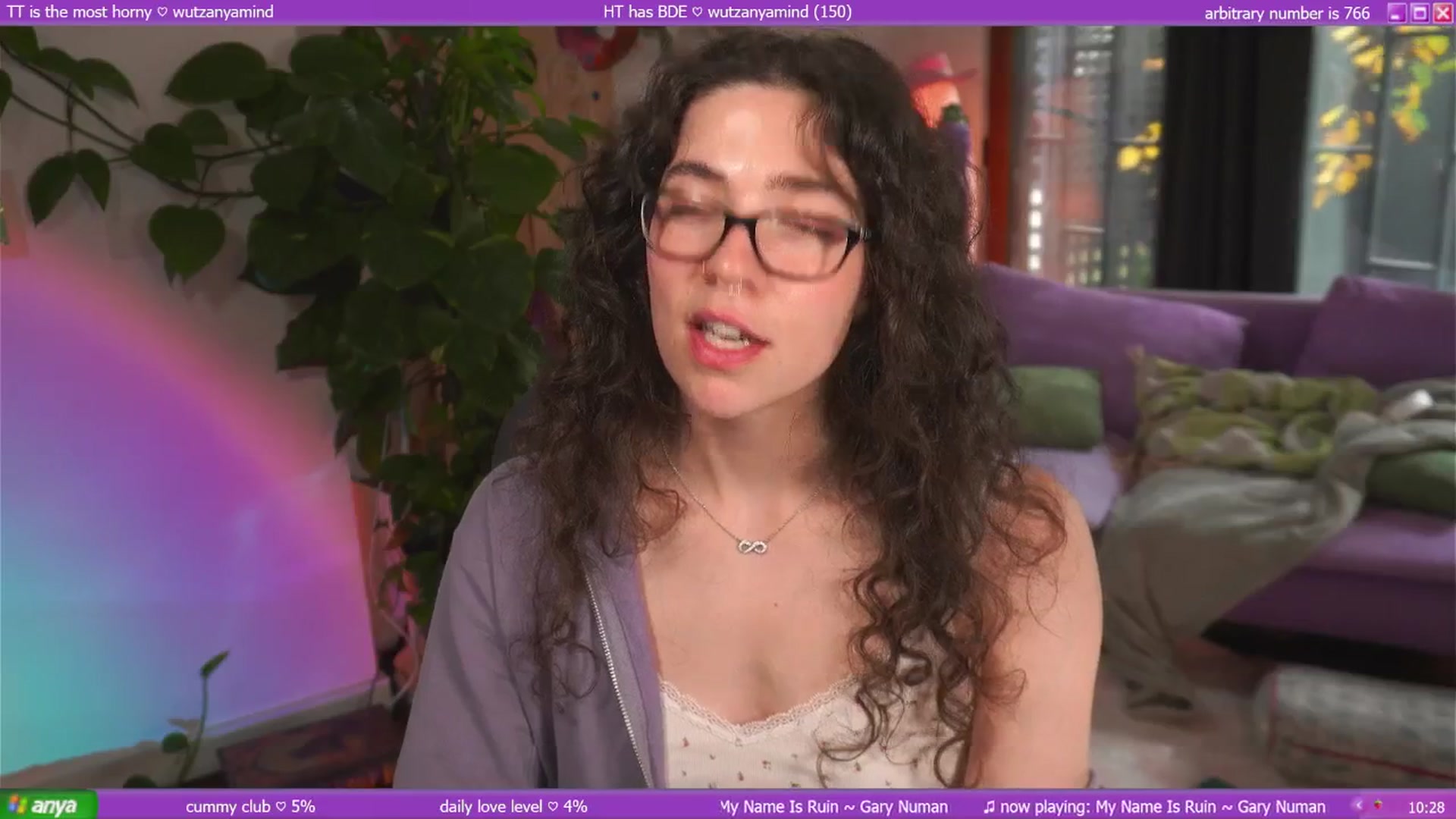 Gallery image thumbnail from afterglow's myfreecams stream on, 04/19/2025, 02:06 image 13 of 20