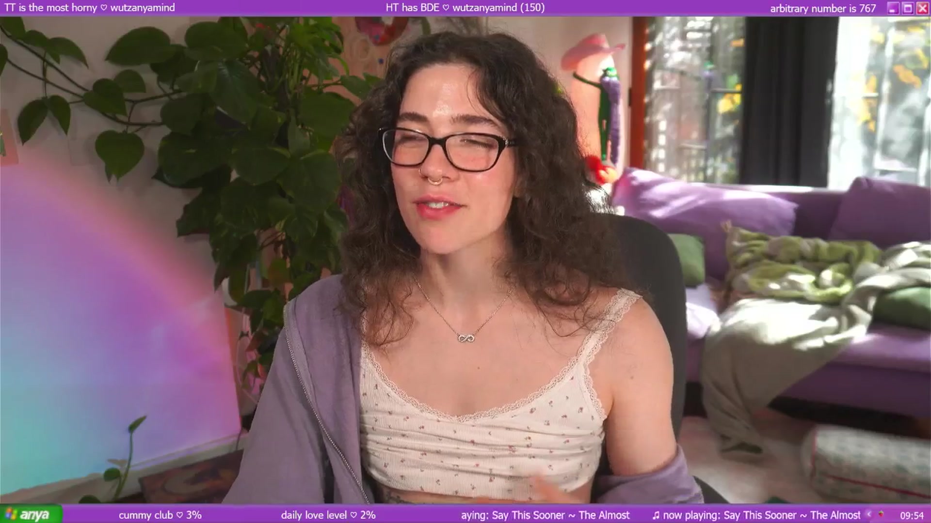 Gallery image thumbnail from afterglow's myfreecams stream on, 04/19/2025, 02:06 image 10 of 20