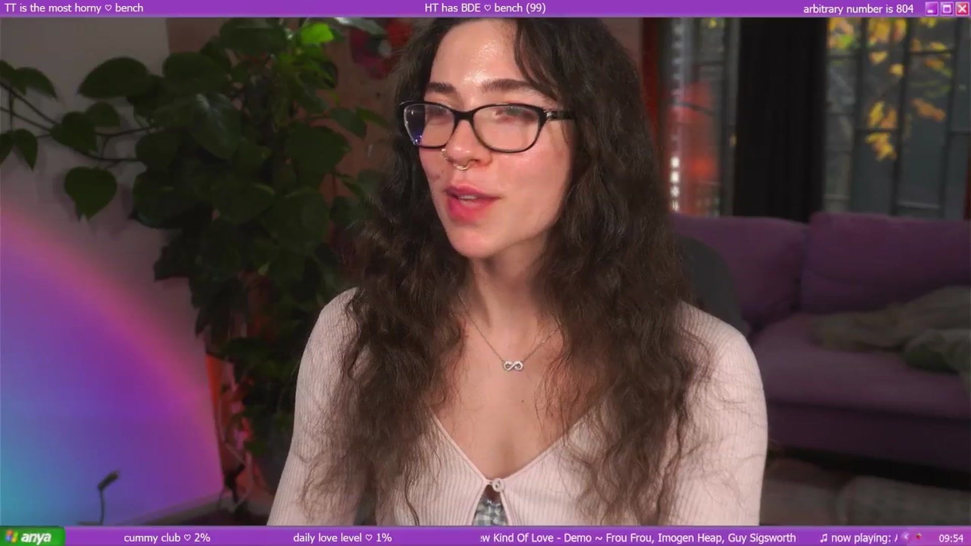 Gallery image thumbnail from afterglow's myfreecams stream on, 04/20/2025, 24:03 image 20 of 20