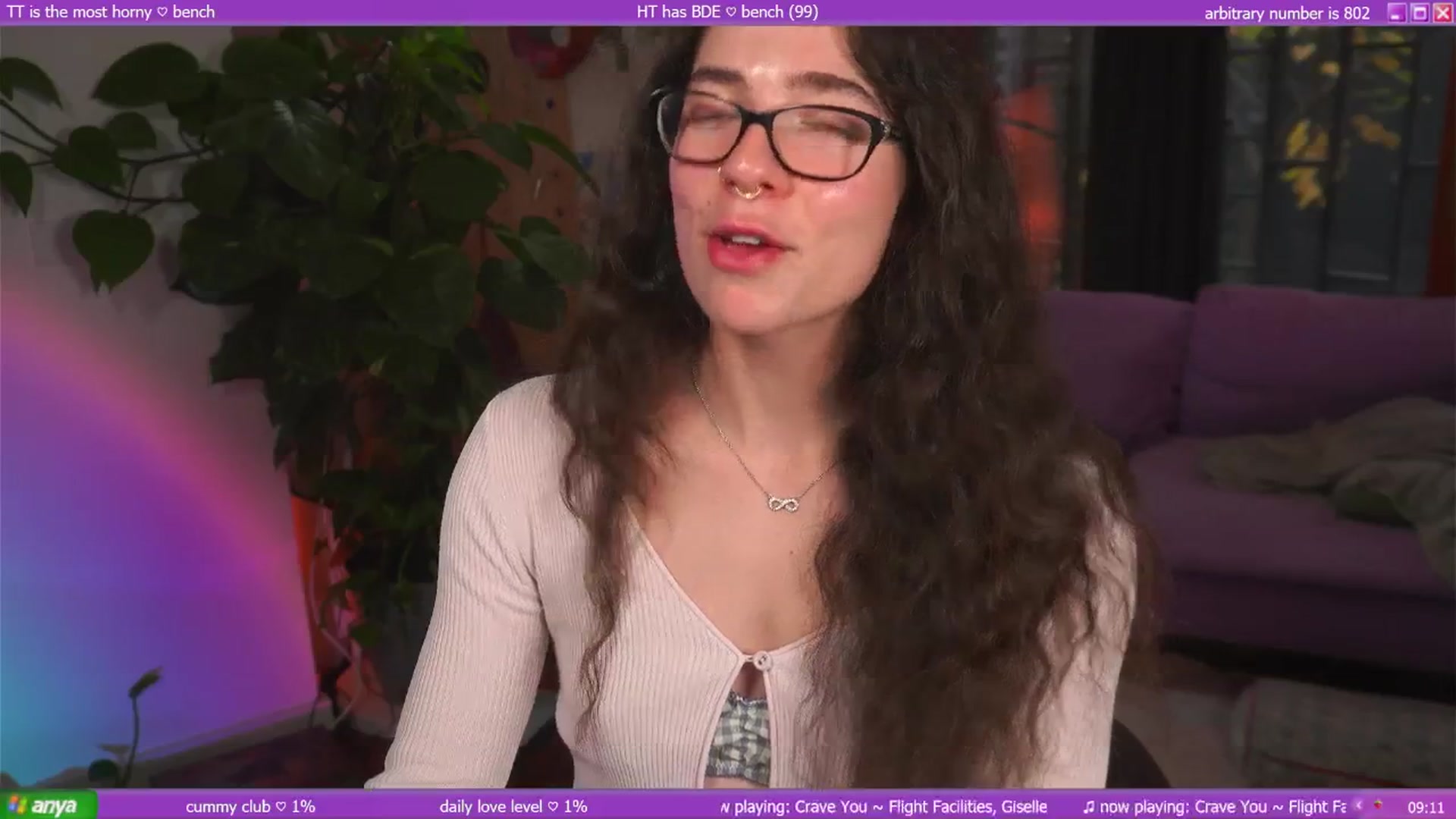 Gallery image thumbnail from afterglow's myfreecams stream on, 04/20/2025, 24:03 image 12 of 20