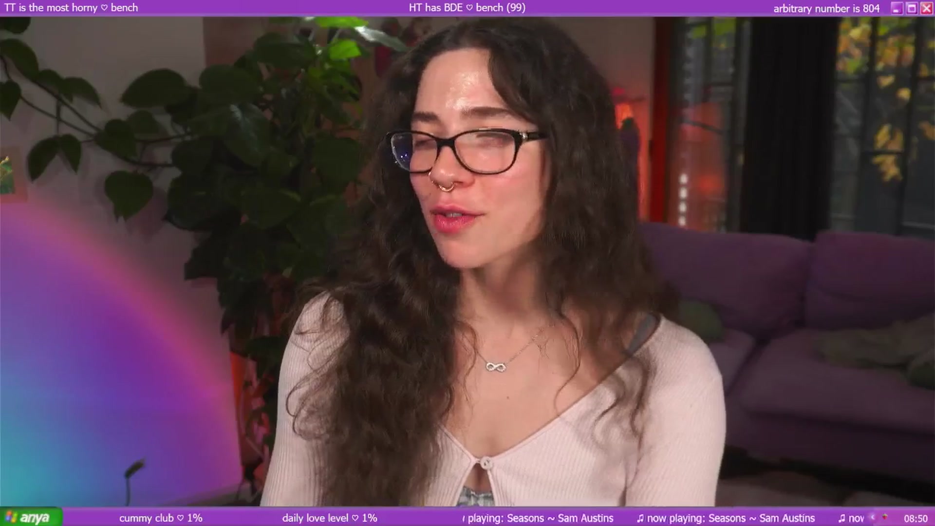 Gallery image thumbnail from afterglow's myfreecams stream on, 04/20/2025, 24:03 image 8 of 20