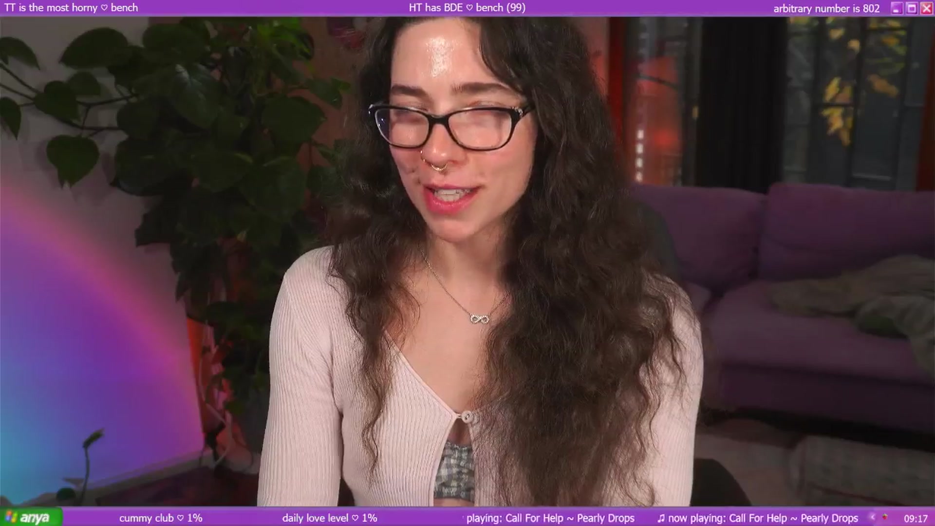 Gallery image thumbnail from afterglow's myfreecams stream on, 04/20/2025, 24:03 image 13 of 20