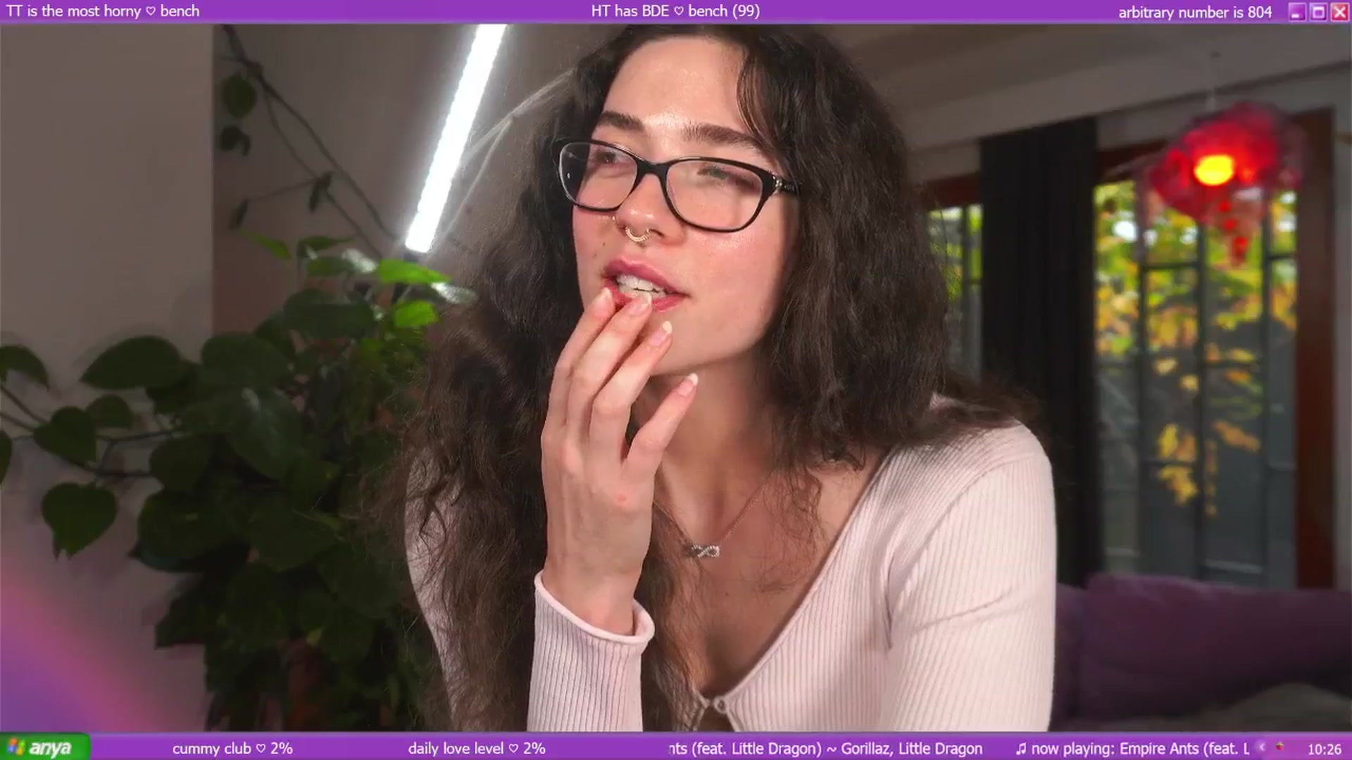 Gallery image thumbnail from afterglow's myfreecams stream on, 04/20/2025, 02:06 image 5 of 20