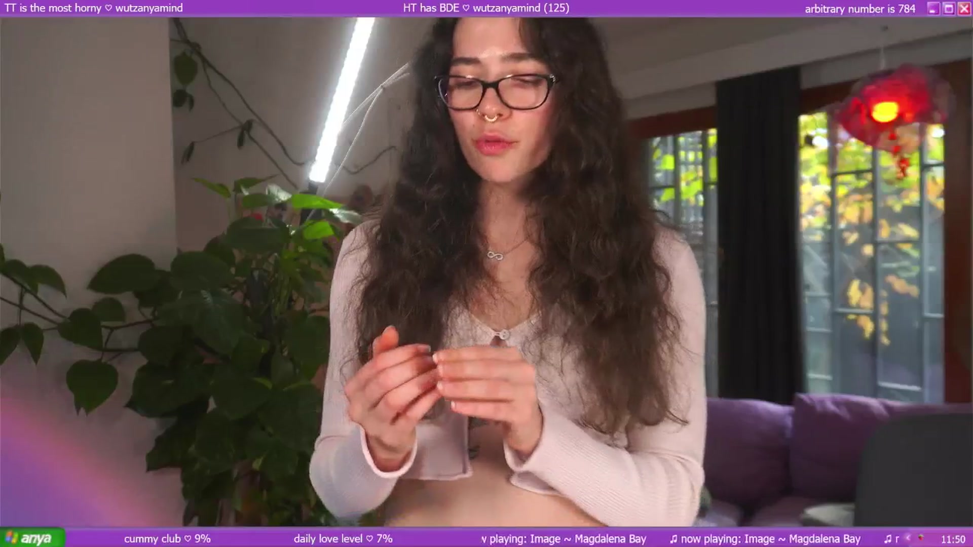 Gallery image thumbnail from afterglow's myfreecams stream on, 04/20/2025, 02:06 image 19 of 20