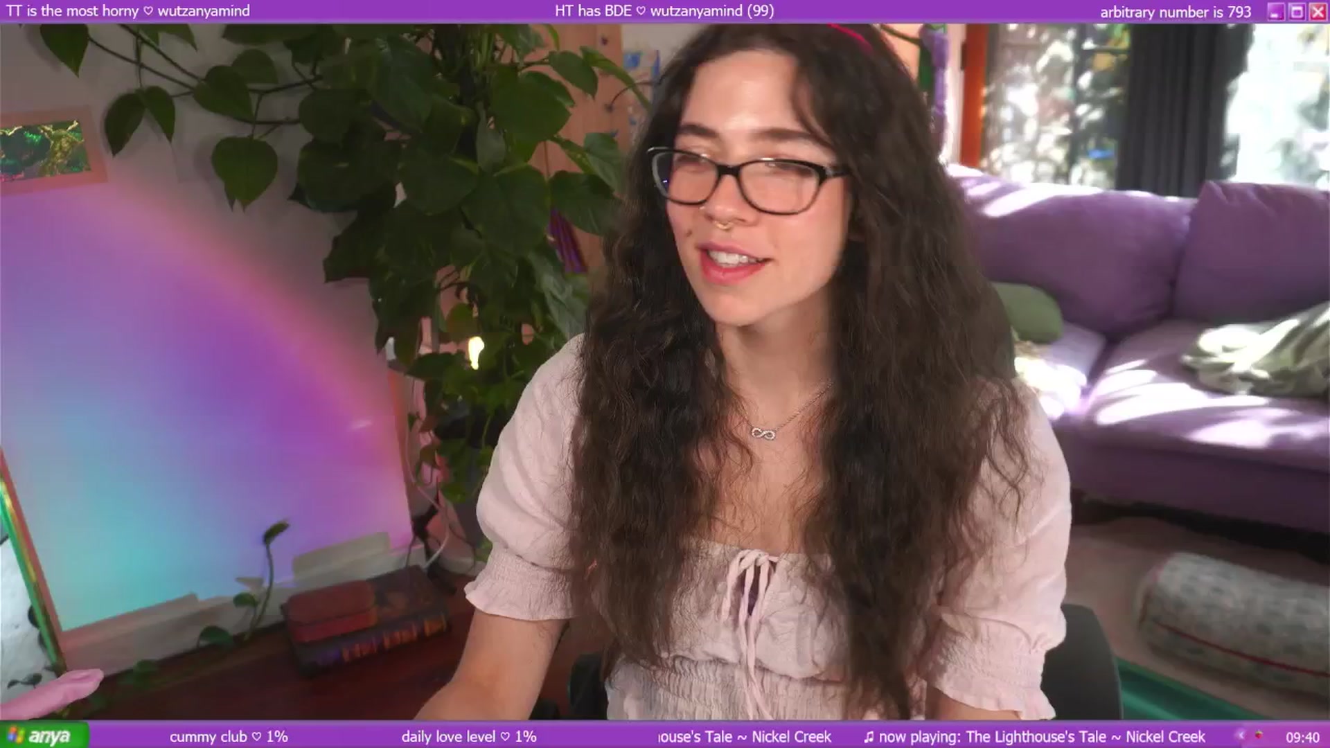 Gallery image thumbnail from afterglow's myfreecams stream on, 04/21/2025, 24:02 image 17 of 20