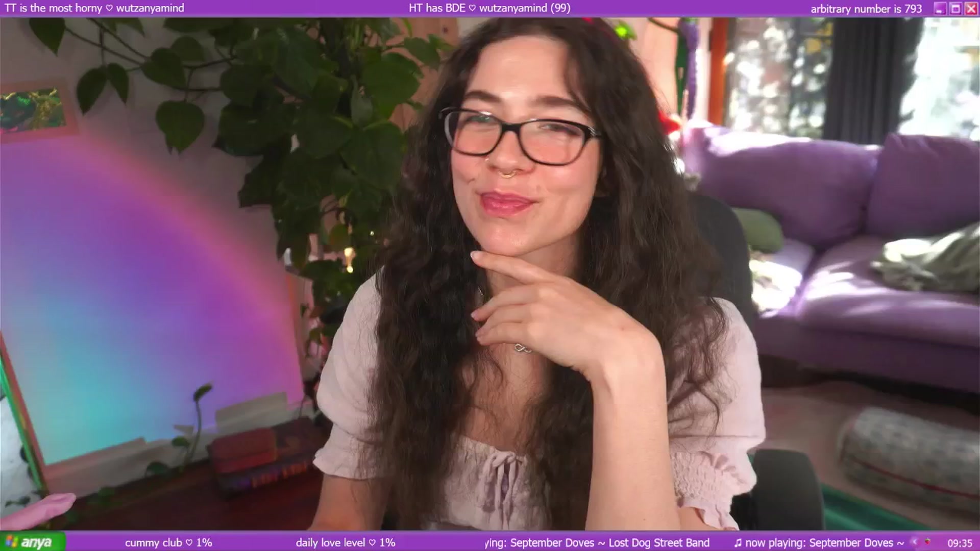 Gallery image thumbnail from afterglow's myfreecams stream on, 04/21/2025, 24:02 image 16 of 20