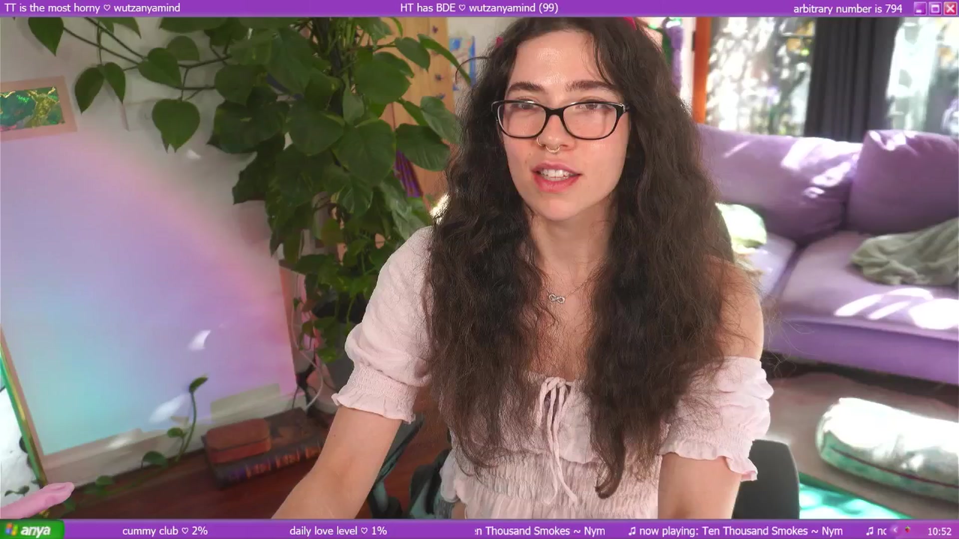 Gallery image thumbnail from afterglow's myfreecams stream on, 04/21/2025, 04:26 image 5 of 20