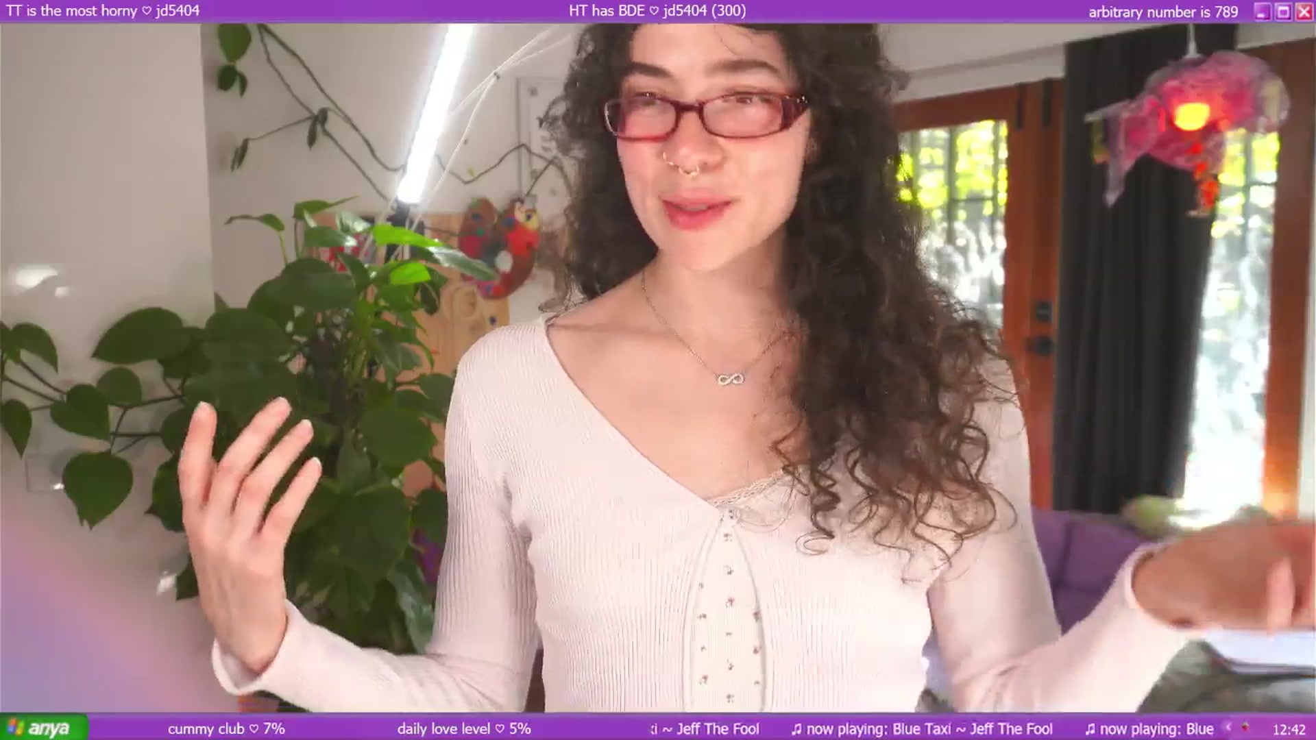 Gallery image thumbnail from afterglow's myfreecams stream on, 04/24/2025, 04:52 image 11 of 20