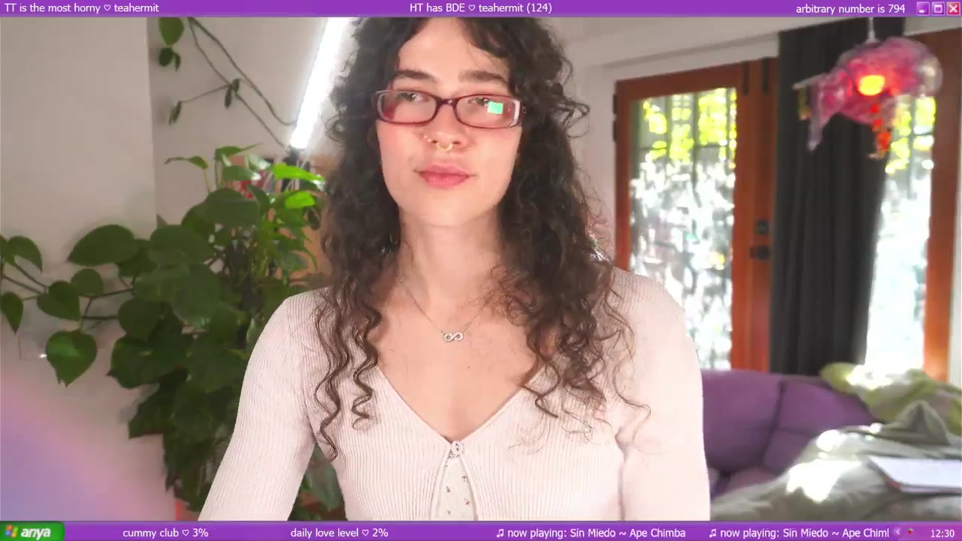 Gallery image thumbnail from afterglow's myfreecams stream on, 04/24/2025, 04:52 image 10 of 20