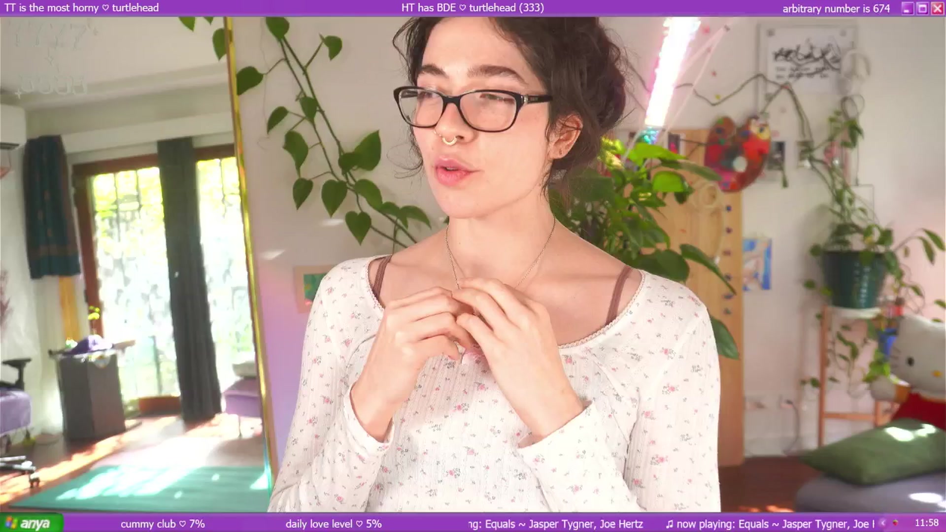 Gallery image thumbnail from afterglow's myfreecams stream on, 04/28/2025, 05:02 image 8 of 20