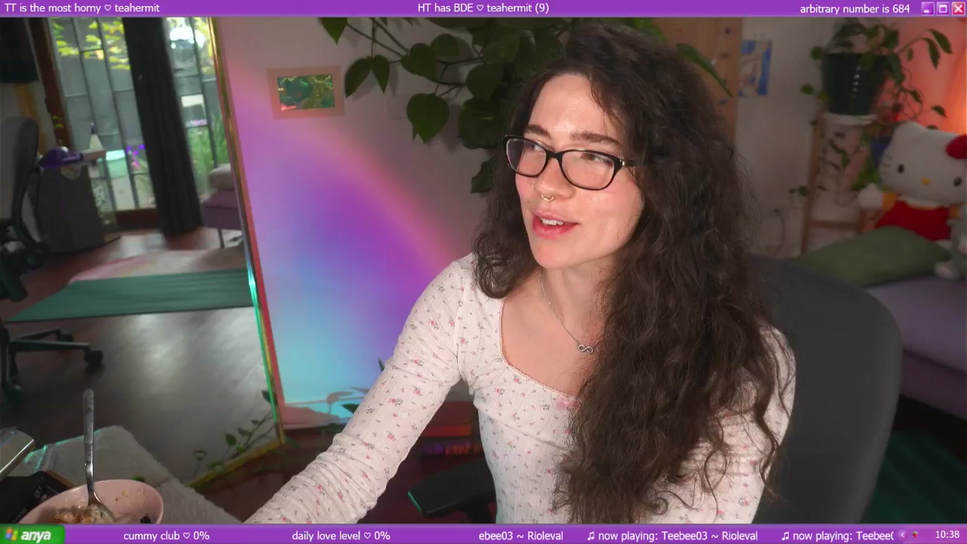 Gallery image thumbnail from afterglow's myfreecams stream on, 04/28/2025, 05:02 image 2 of 20