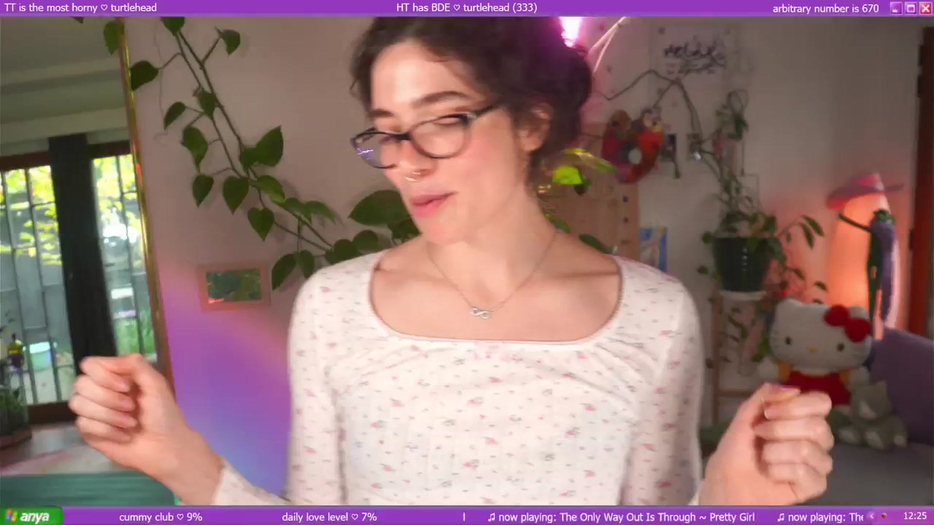 Gallery image thumbnail from afterglow's myfreecams stream on, 04/28/2025, 05:02 image 10 of 20