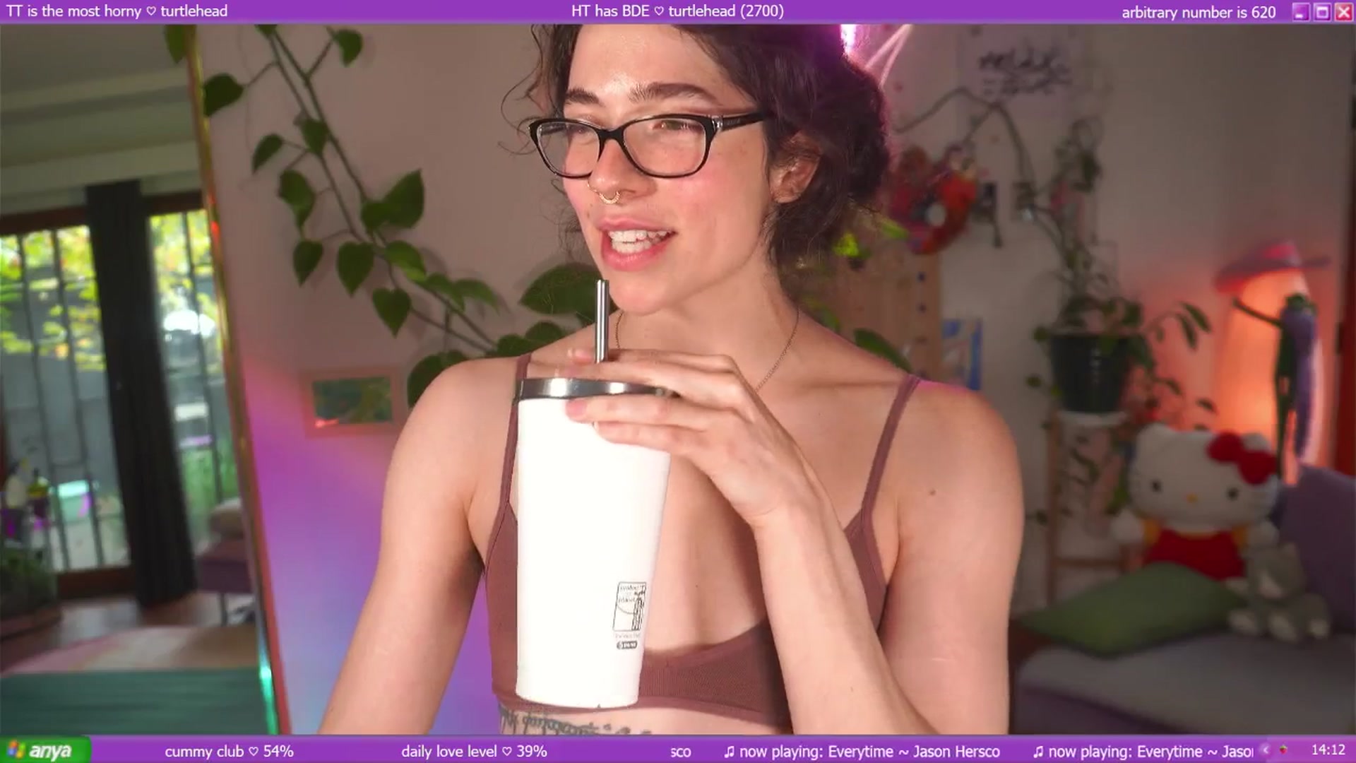 Gallery image thumbnail from afterglow's myfreecams stream on, 04/28/2025, 05:02 image 18 of 20