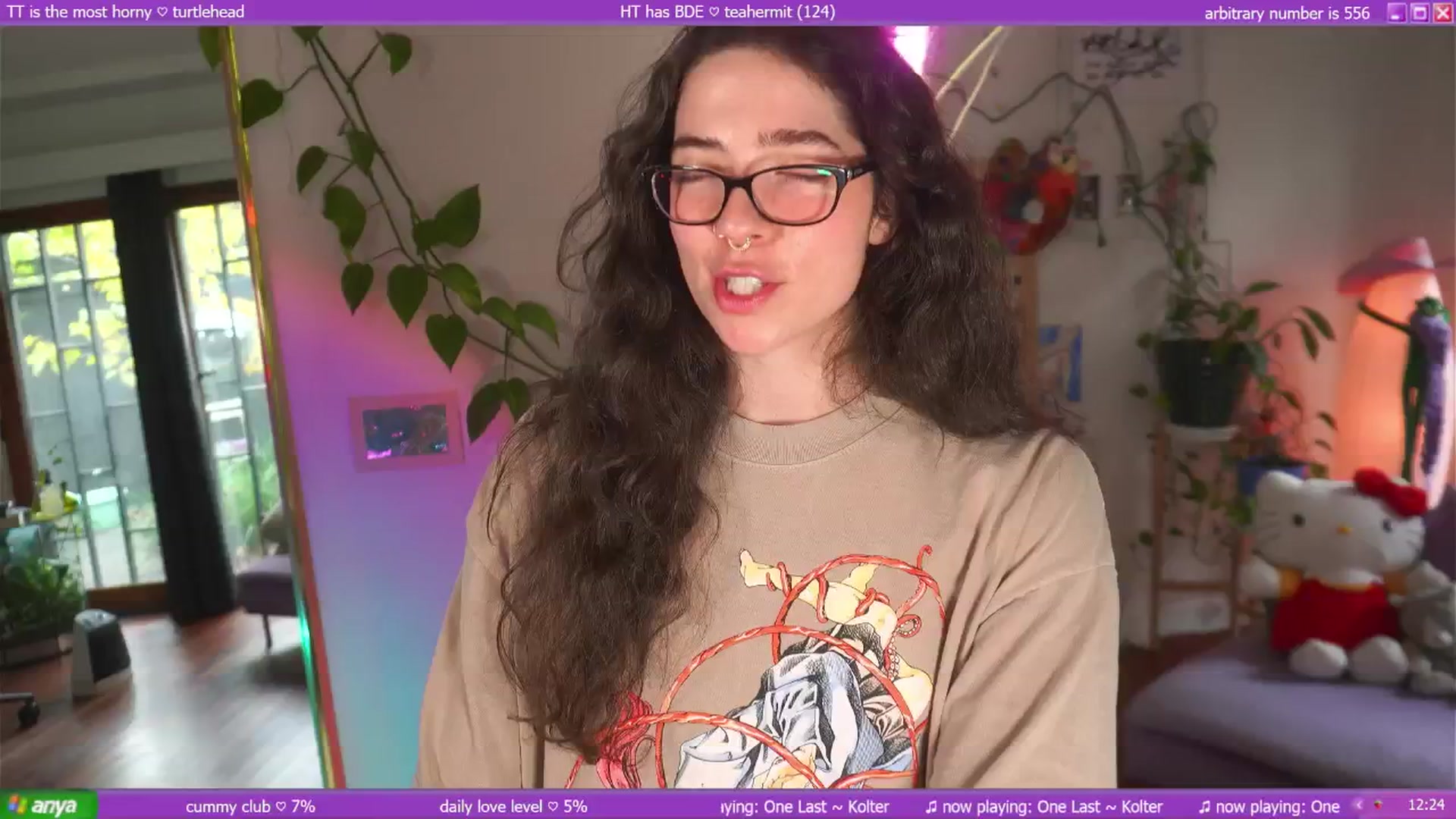 Gallery image thumbnail from afterglow's myfreecams stream on, 05/05/2025, 05:10 image 9 of 20