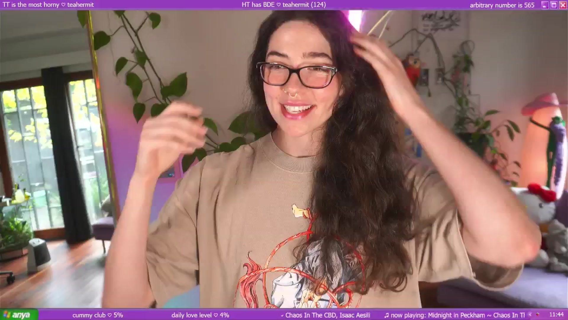 Gallery image thumbnail from afterglow's myfreecams stream on, 05/05/2025, 05:10 image 6 of 20