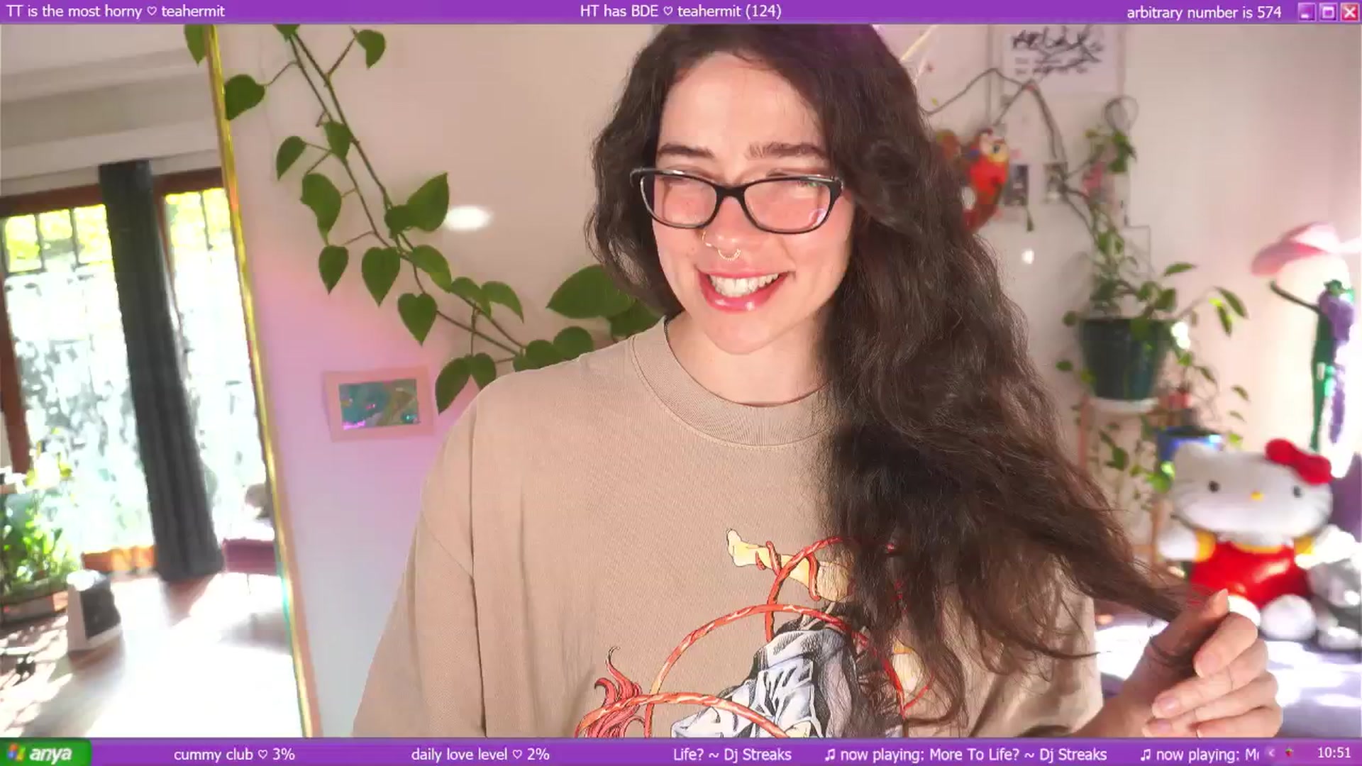 Gallery image thumbnail from afterglow's myfreecams stream on, 05/05/2025, 05:10 image 2 of 20