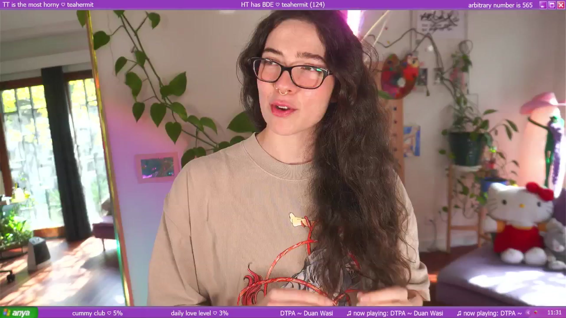 Gallery image thumbnail from afterglow's myfreecams stream on, 05/05/2025, 05:10 image 5 of 20