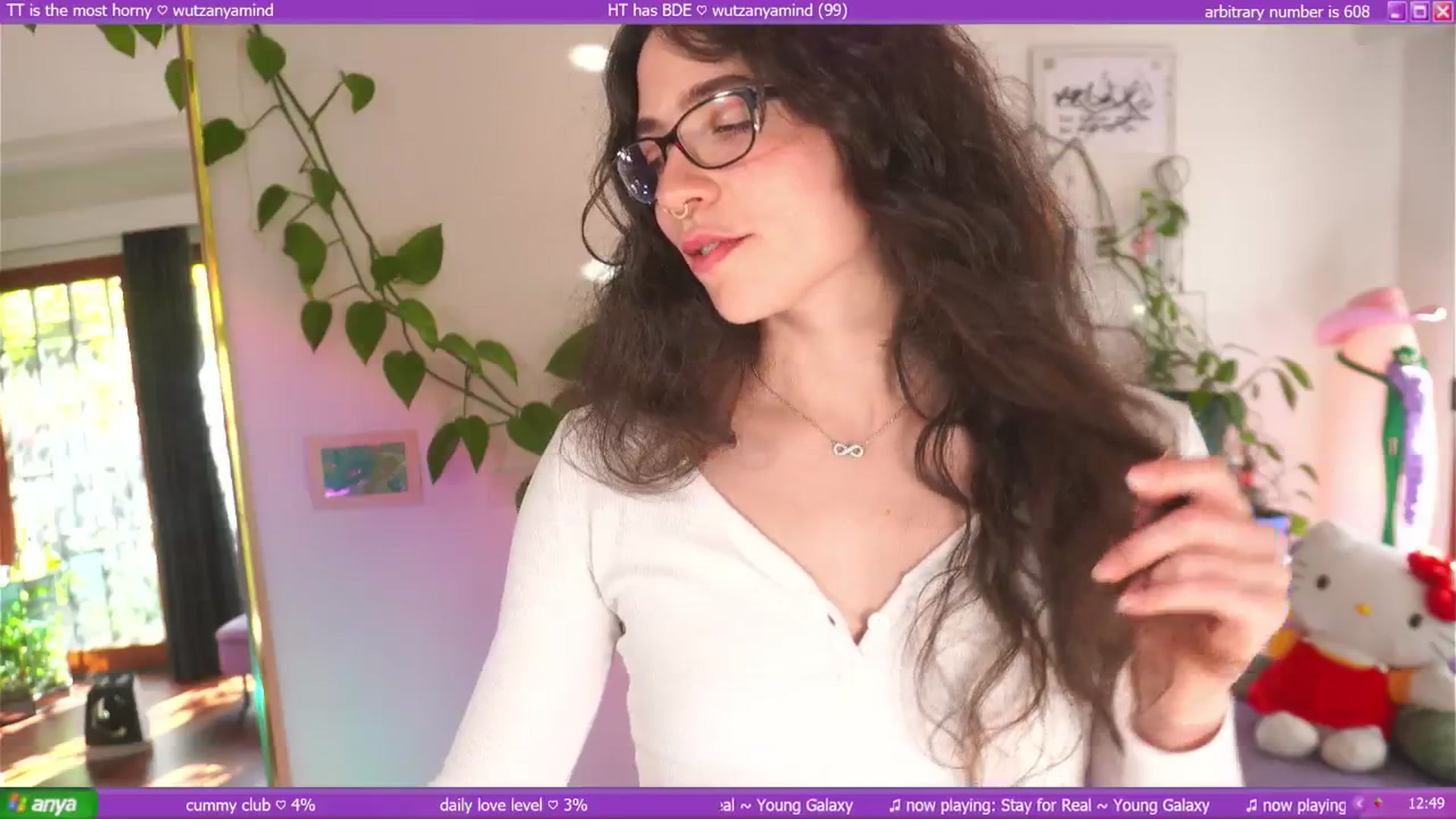 Gallery image thumbnail from afterglow's myfreecams stream on, 05/09/2025, 03:08 image 19 of 20