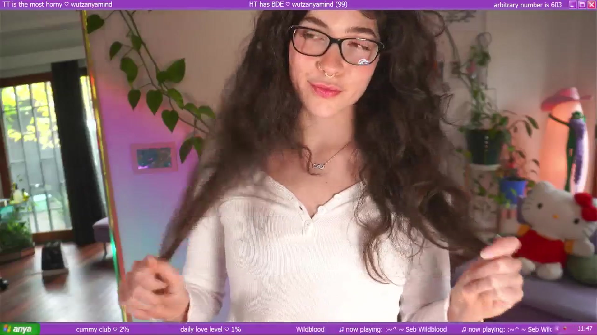 Gallery image thumbnail from afterglow's myfreecams stream on, 05/09/2025, 03:08 image 11 of 20