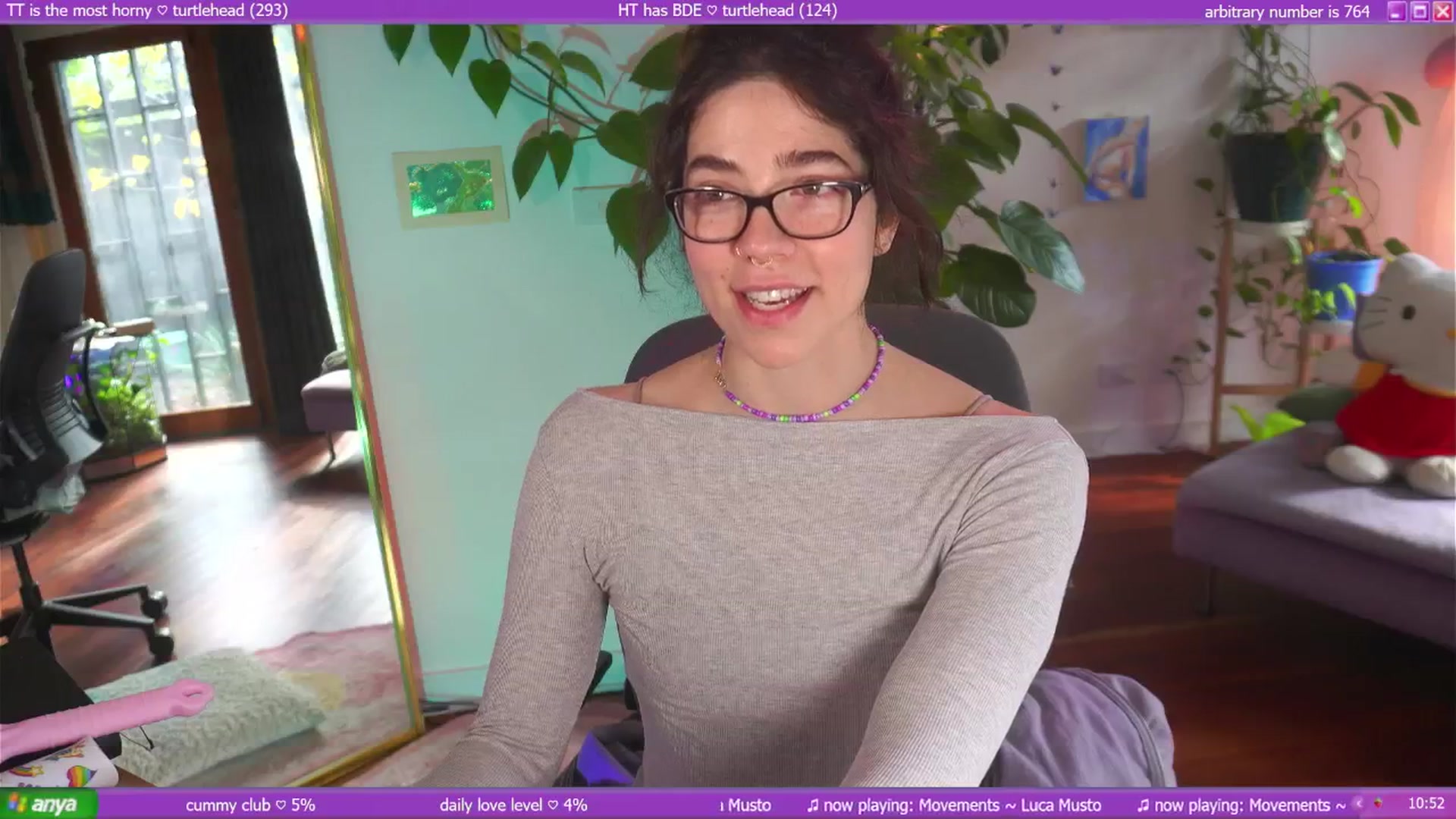 Gallery image thumbnail from afterglow's myfreecams stream on, 05/18/2025, 04:49 image 2 of 20
