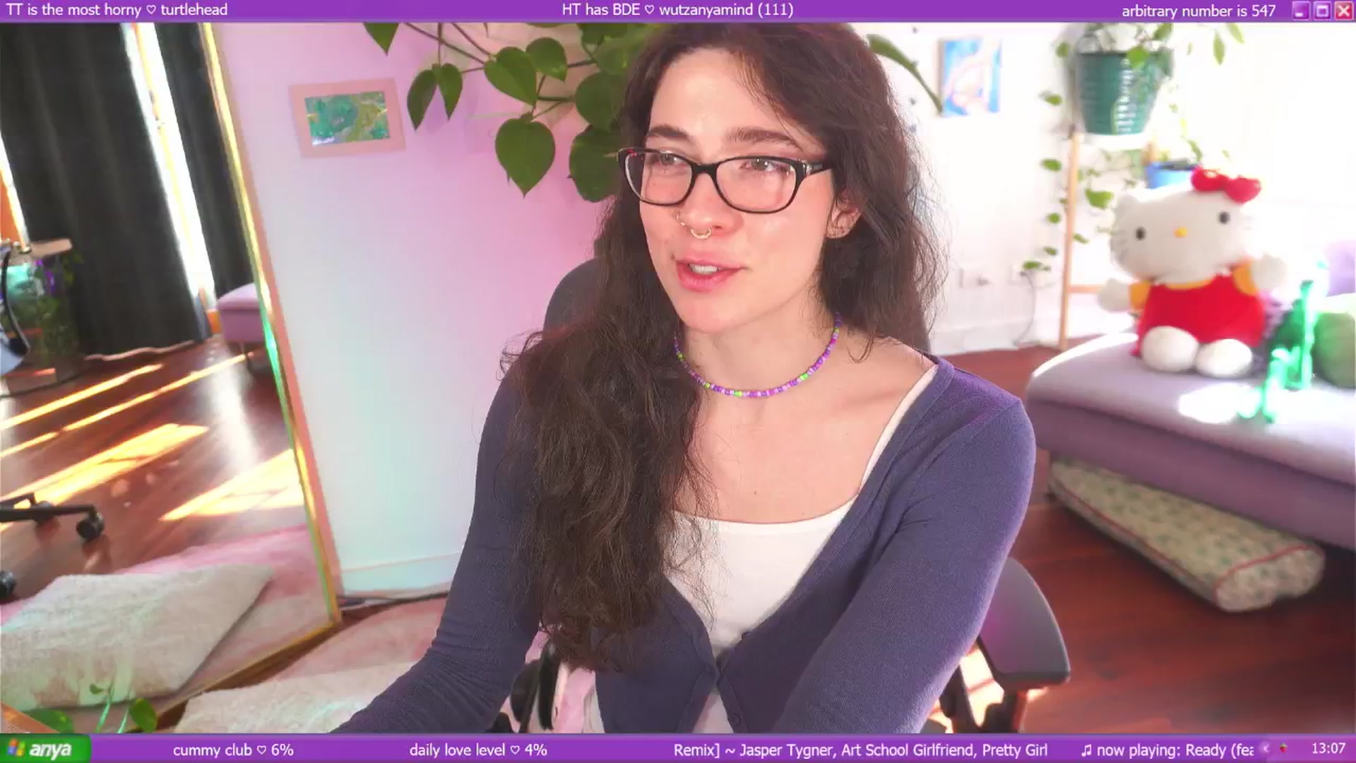 Gallery image thumbnail from afterglow's myfreecams stream on, 05/26/2025, 06:05 image 9 of 20
