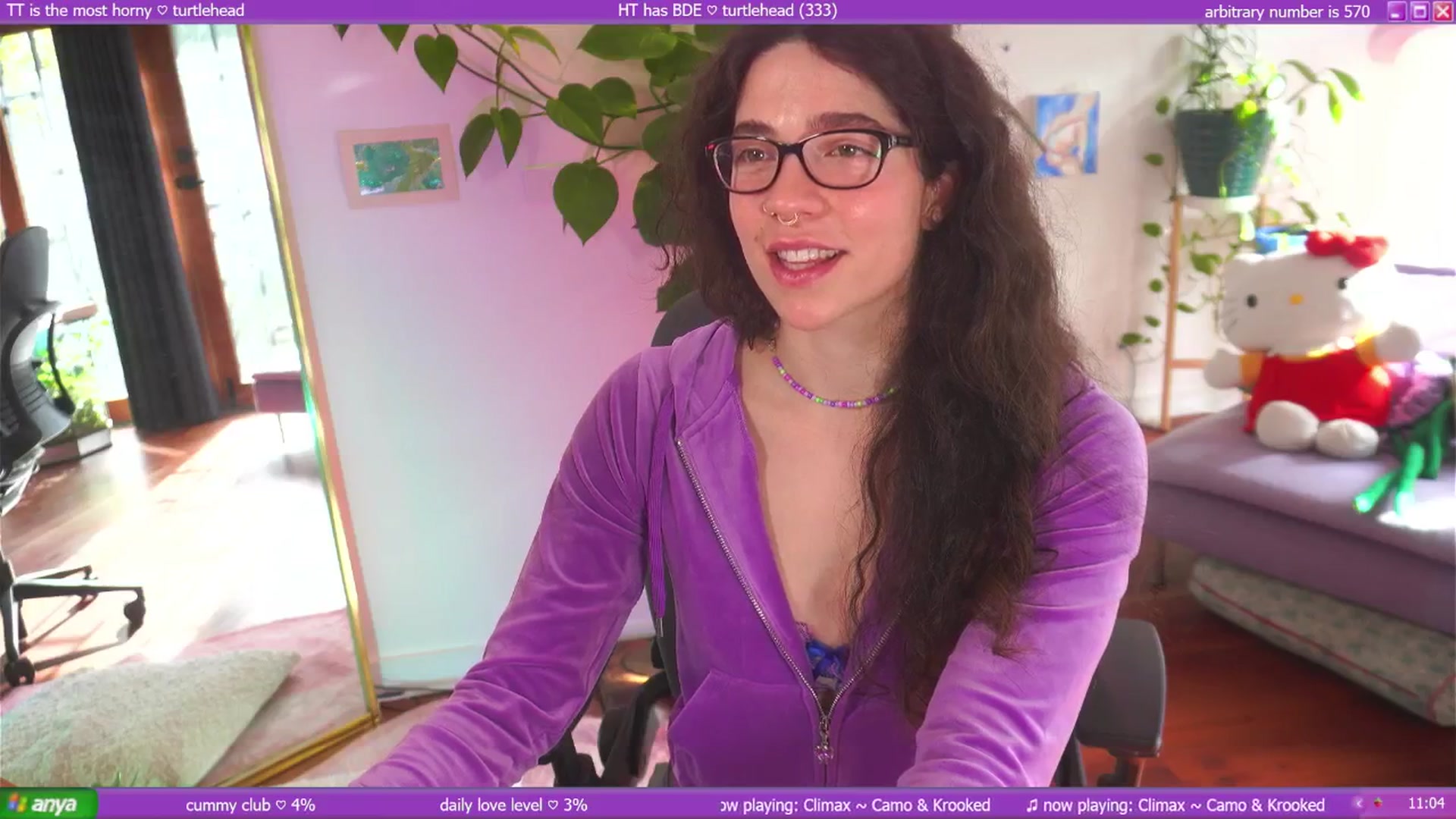 Gallery image thumbnail from afterglow's myfreecams stream on, 05/28/2025, 04:30 image 4 of 20