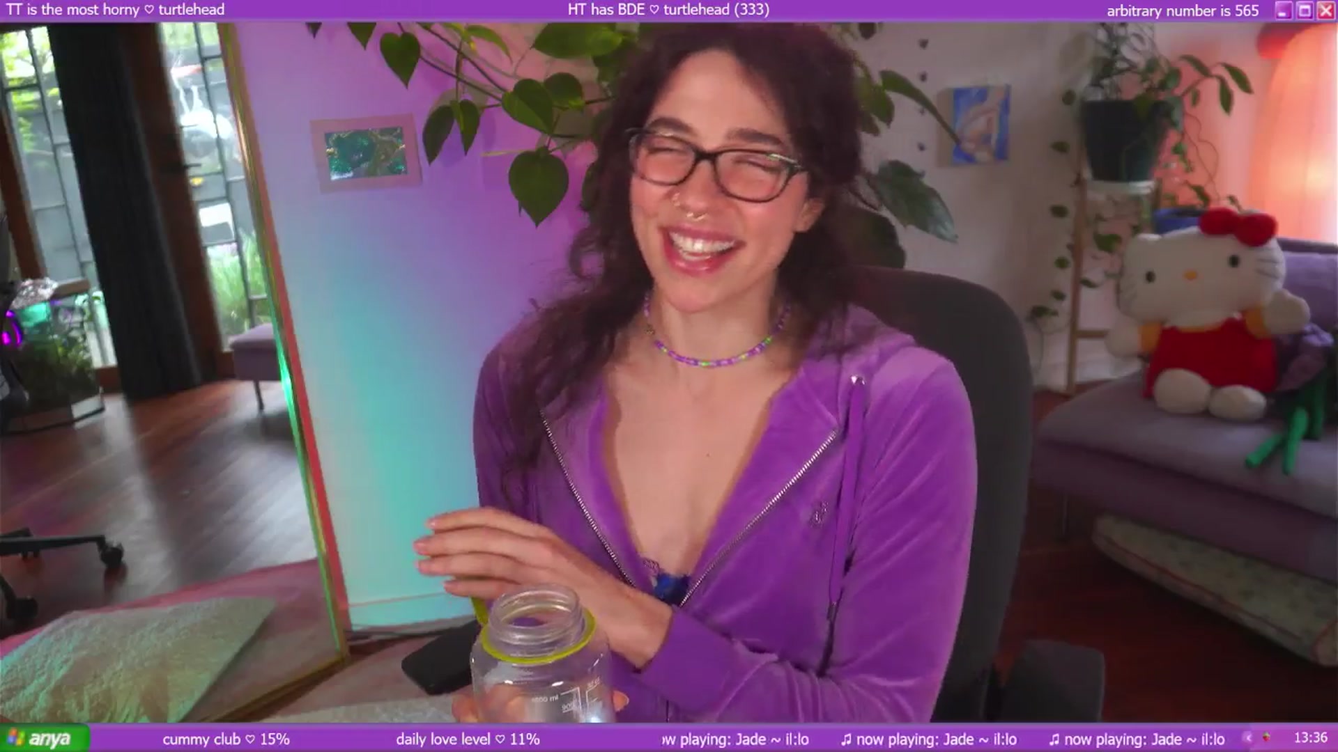 Gallery image thumbnail from afterglow's myfreecams stream on, 05/28/2025, 04:30 image 17 of 20