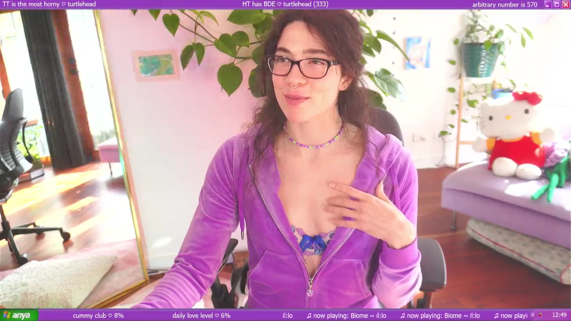 Gallery image thumbnail from afterglow's myfreecams stream on, 05/28/2025, 04:30 image 13 of 20