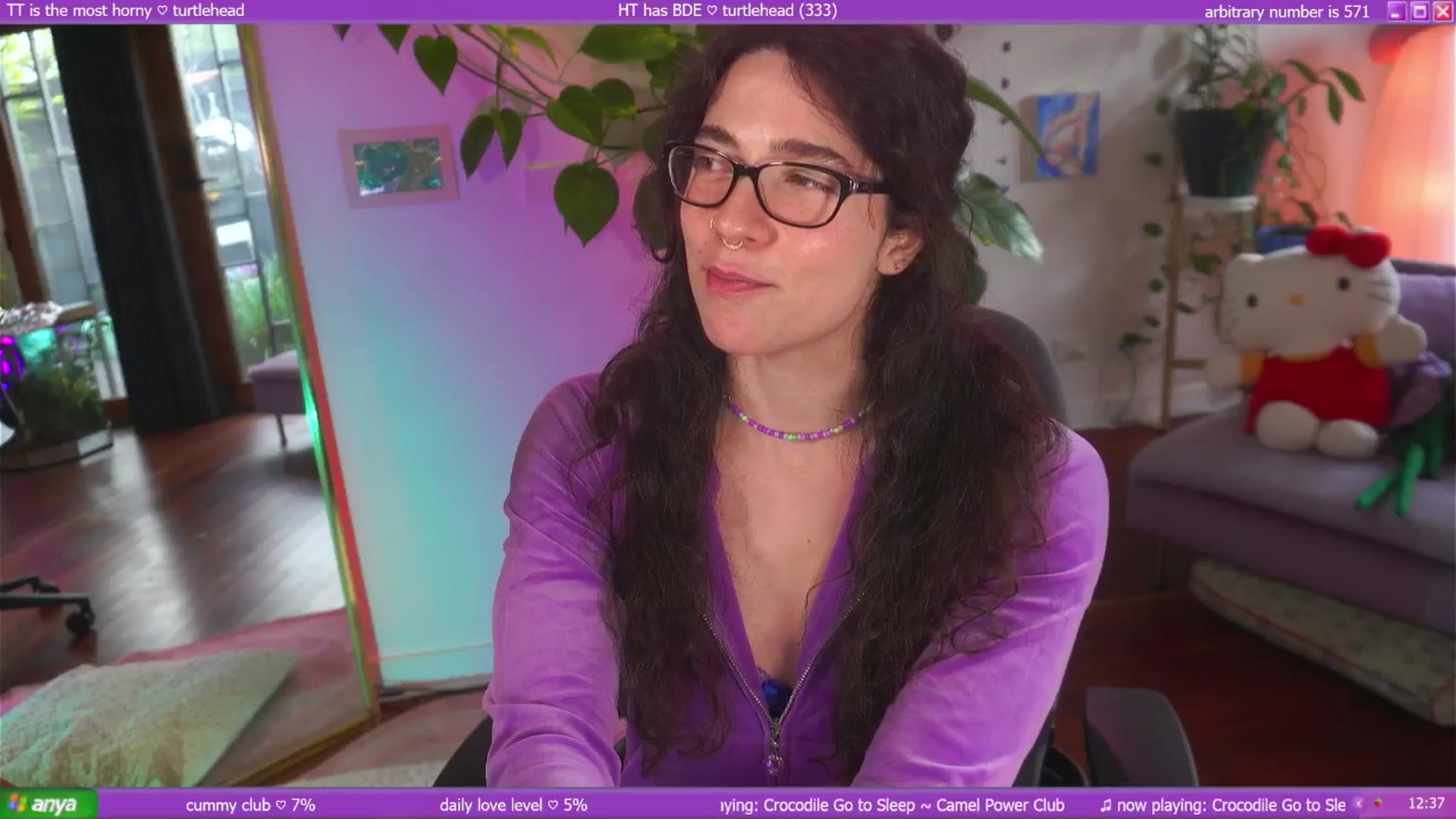Gallery image thumbnail from afterglow's myfreecams stream on, 05/28/2025, 04:30 image 12 of 20