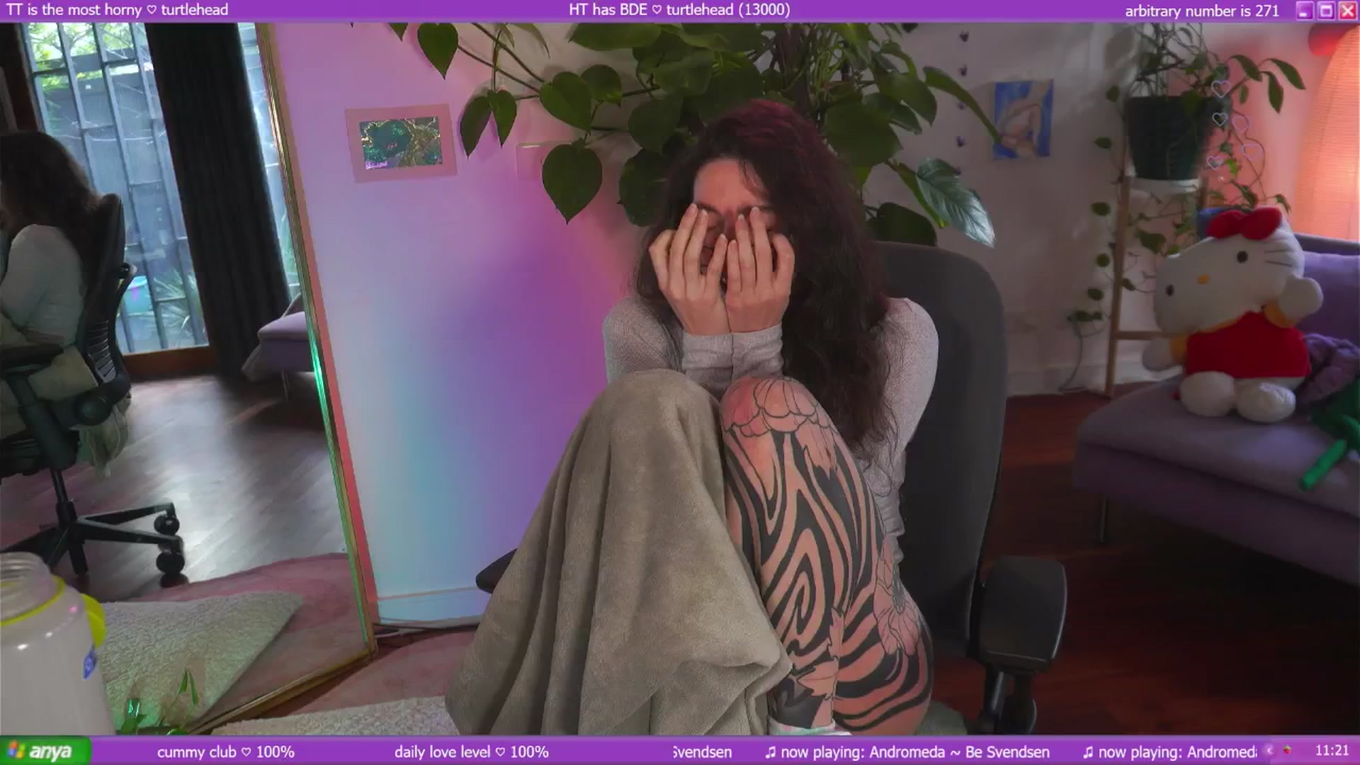 Gallery image thumbnail from afterglow's myfreecams stream on, 06/04/2025, 02:27 image 1 of 20