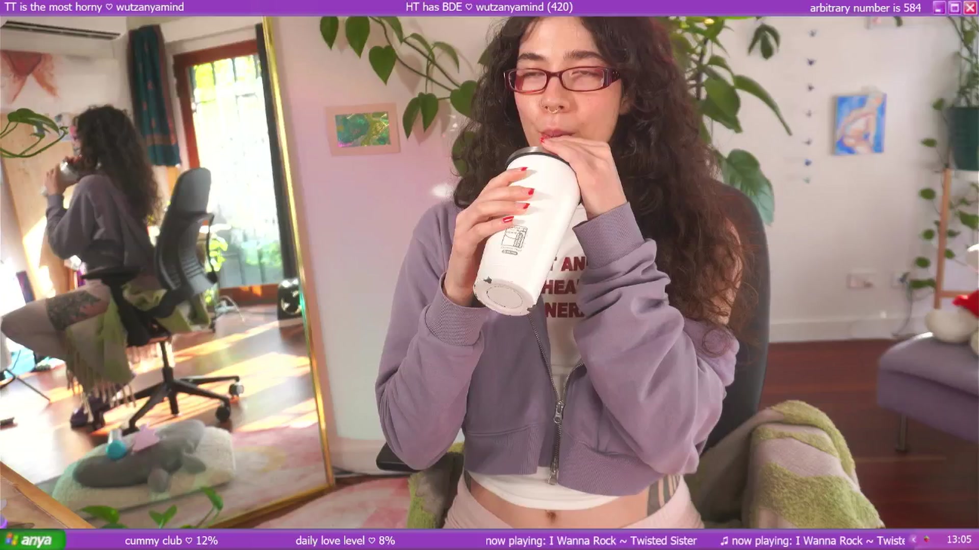 Gallery image thumbnail from afterglow's myfreecams stream on, 06/11/2025, 04:12 image 10 of 20