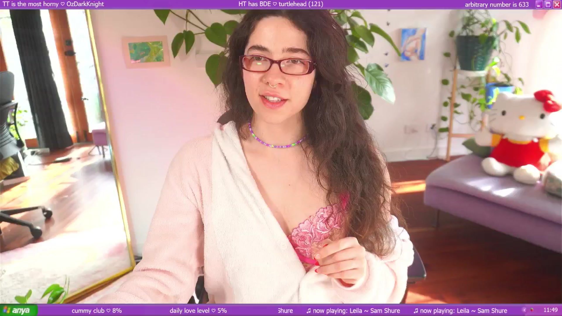 Gallery image thumbnail from afterglow's myfreecams stream on, 06/16/2025, 02:09 image 15 of 20