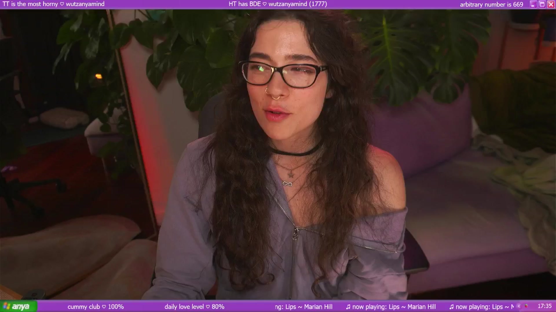 Gallery image thumbnail from afterglow's myfreecams stream on, 06/21/2025, 07:50 image 12 of 20