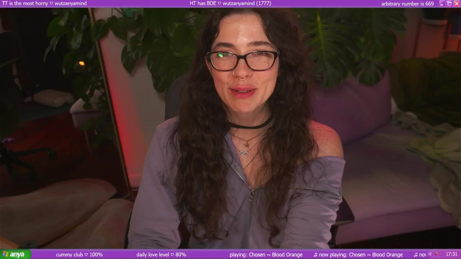 Gallery image thumbnail from afterglow's myfreecams stream on, 06/21/2025, 07:50 image 9 of 20