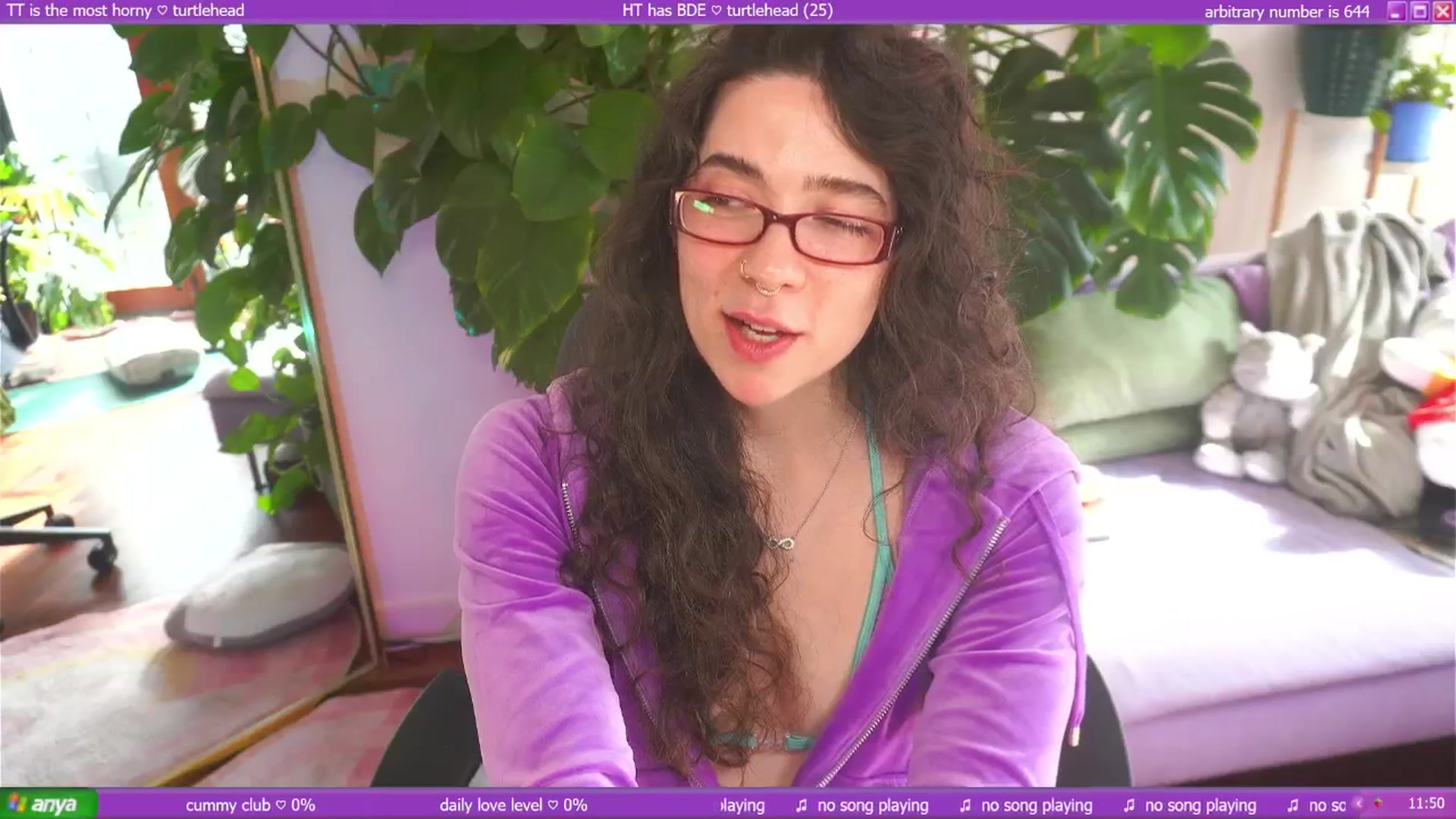 Gallery image thumbnail from afterglow's myfreecams stream on, 06/25/2025, 01:55 image 19 of 20