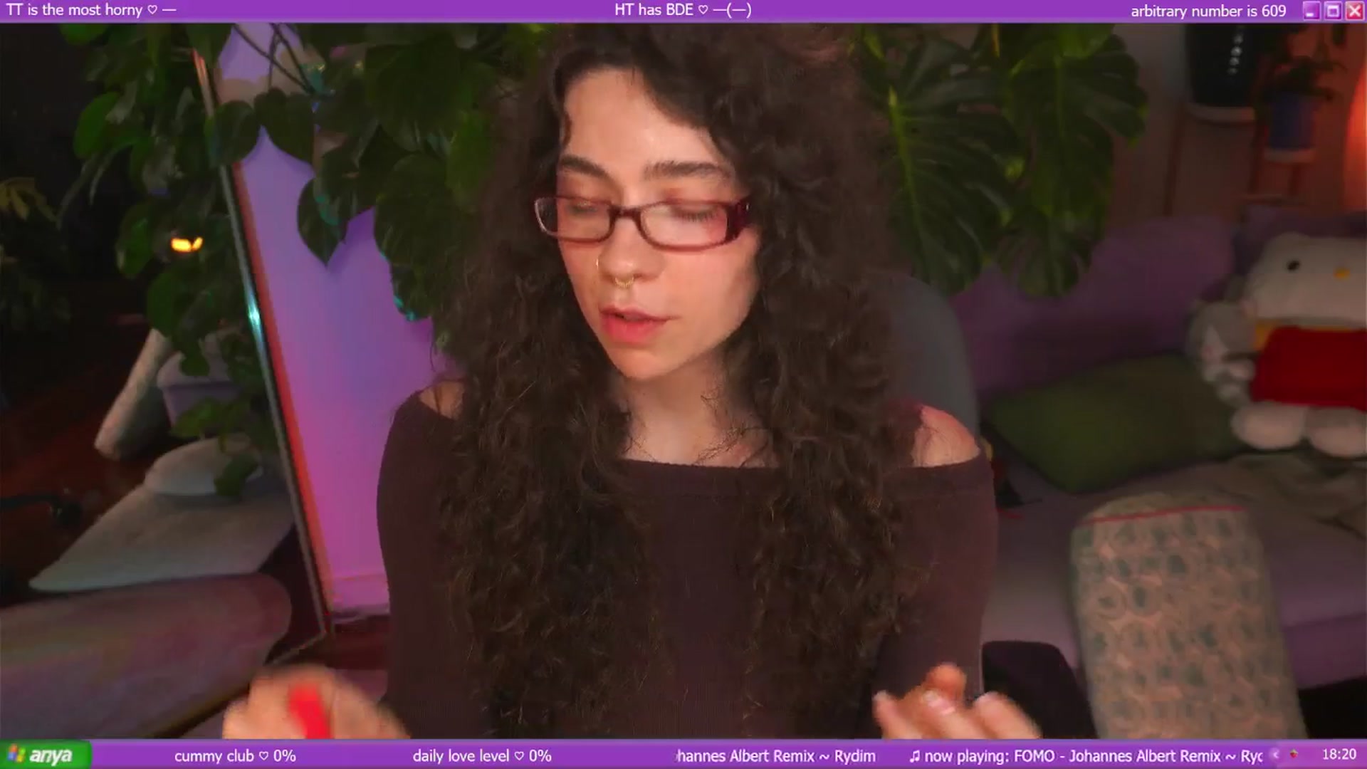 Gallery image thumbnail from afterglow's myfreecams stream on, 06/28/2025, 10:14 image 6 of 20