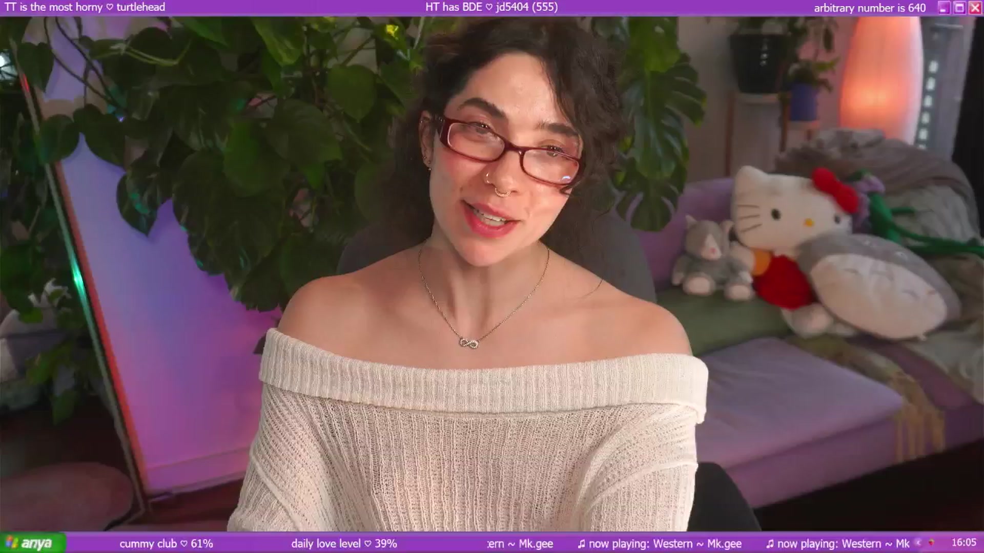 Gallery image thumbnail from afterglow's myfreecams stream on, 07/04/2025, 07:21 image 3 of 20