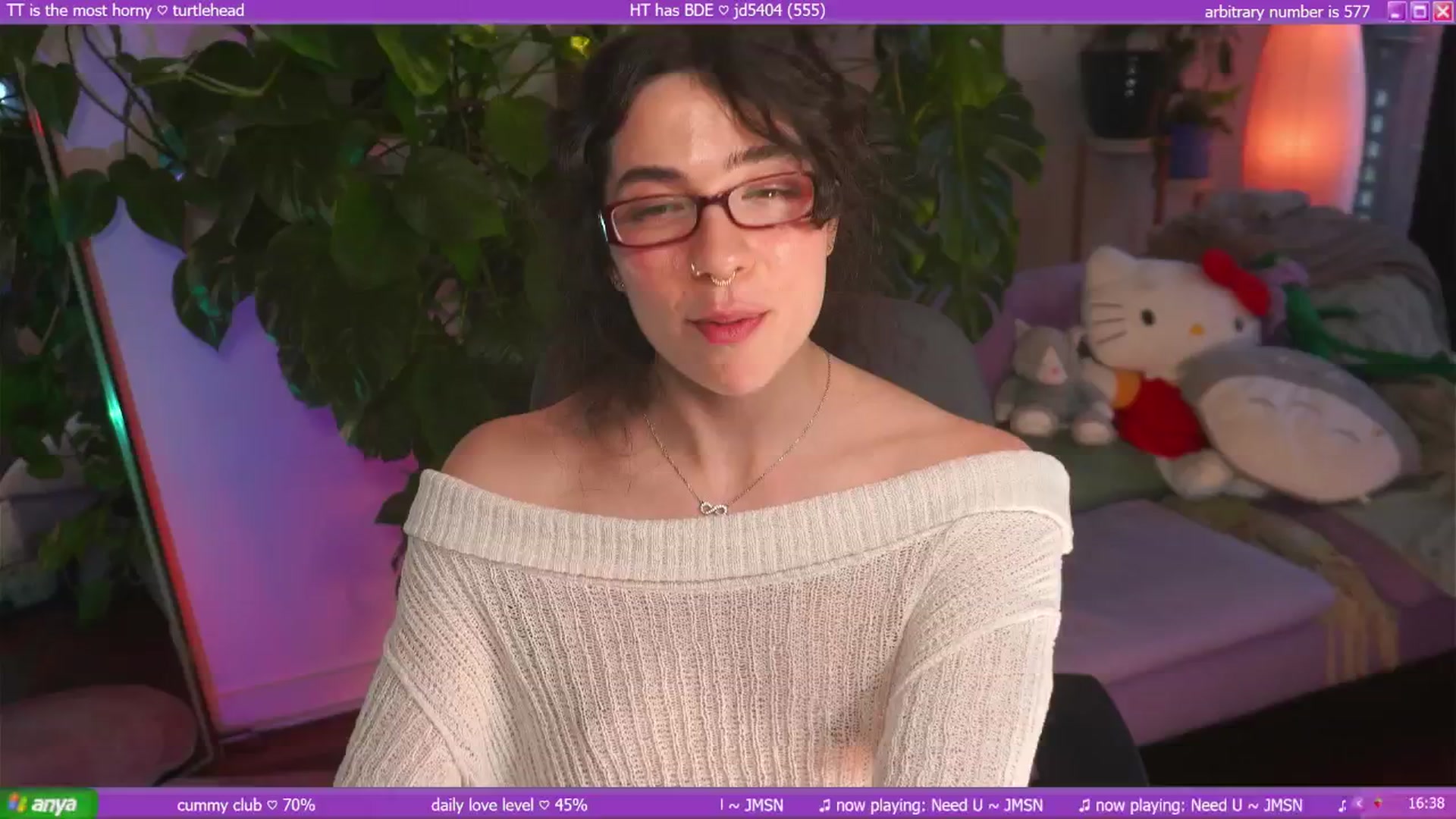 Gallery image thumbnail from afterglow's myfreecams stream on, 07/04/2025, 07:21 image 11 of 20