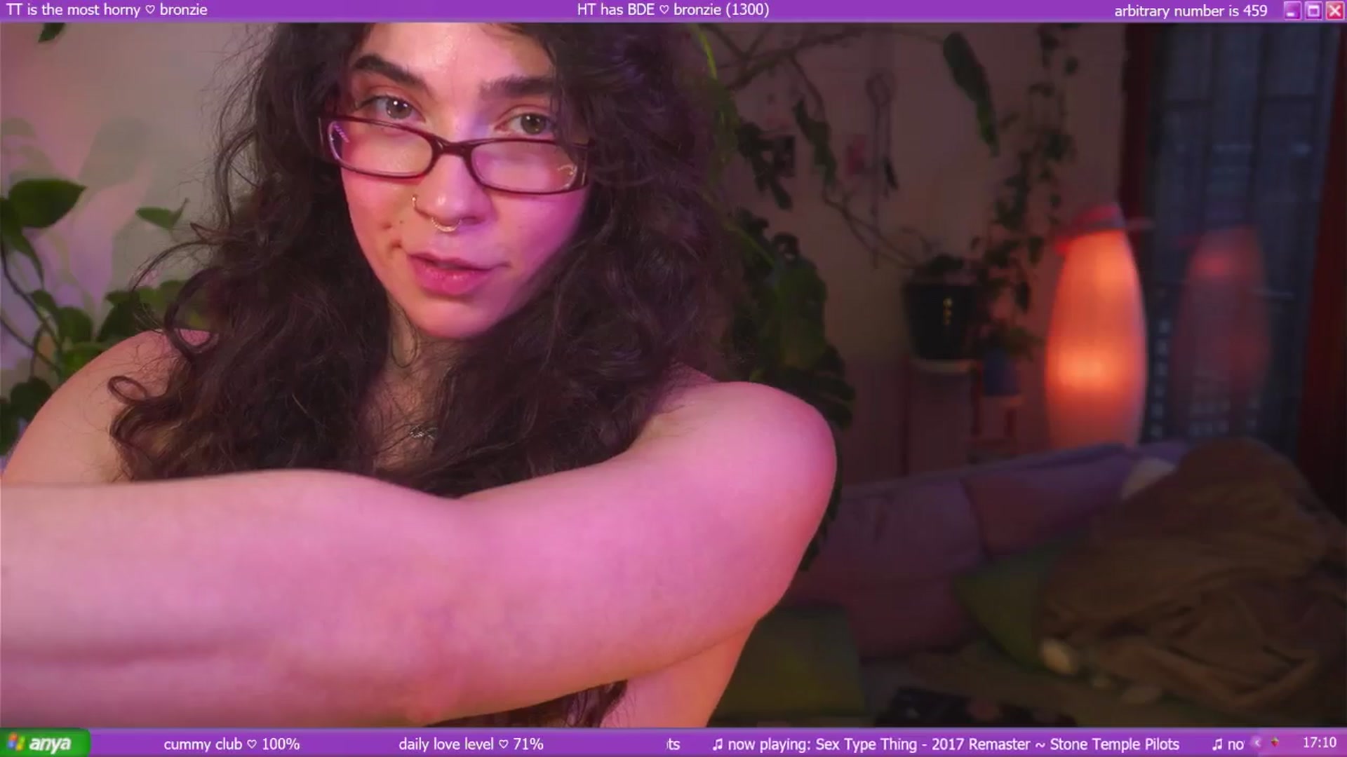 Gallery image thumbnail from afterglow's myfreecams stream on, 07/18/2025, 08:02 image 11 of 20