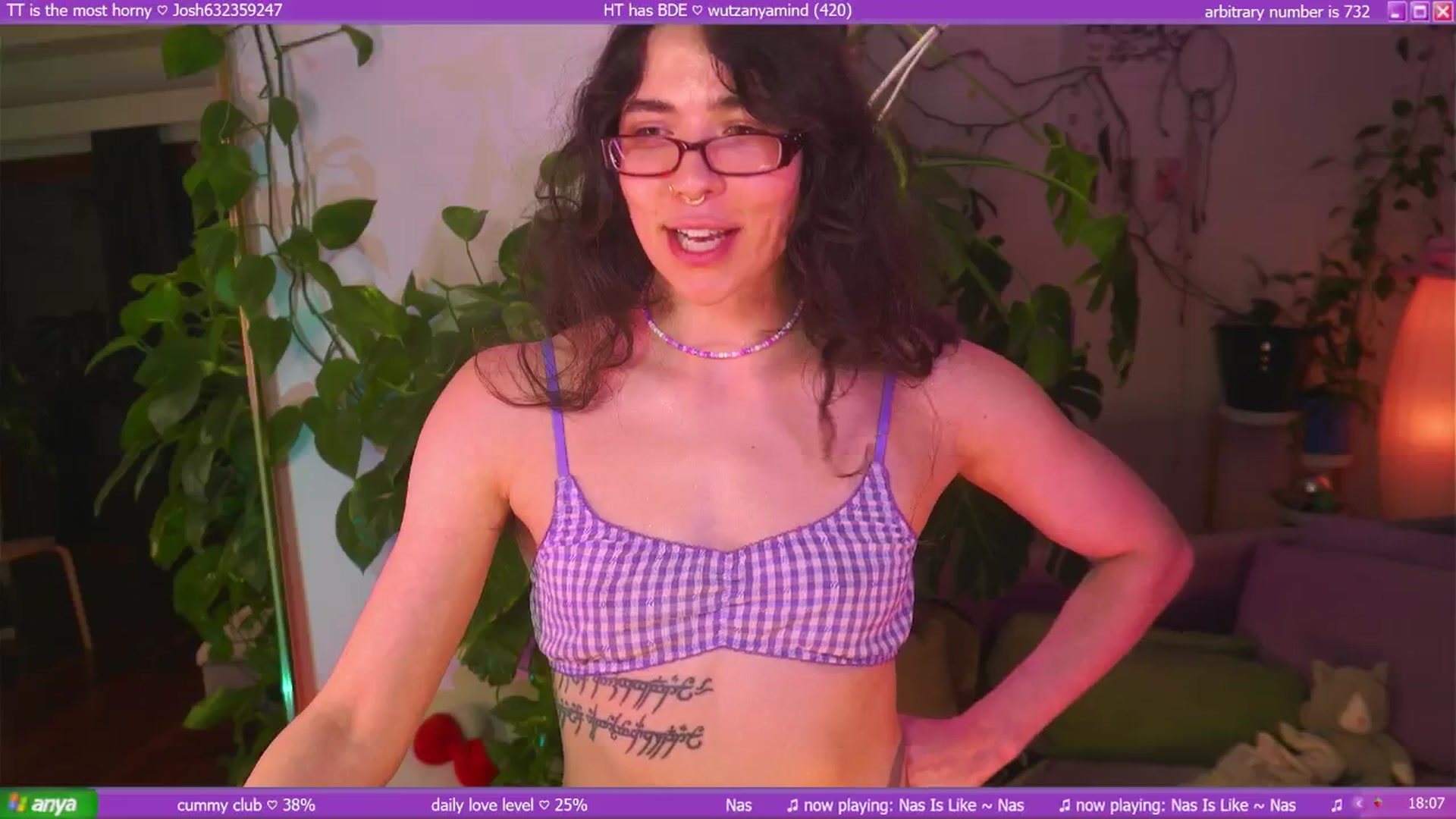 Gallery image thumbnail from afterglow's myfreecams stream on, 08/16/2025, 09:35 image 7 of 20