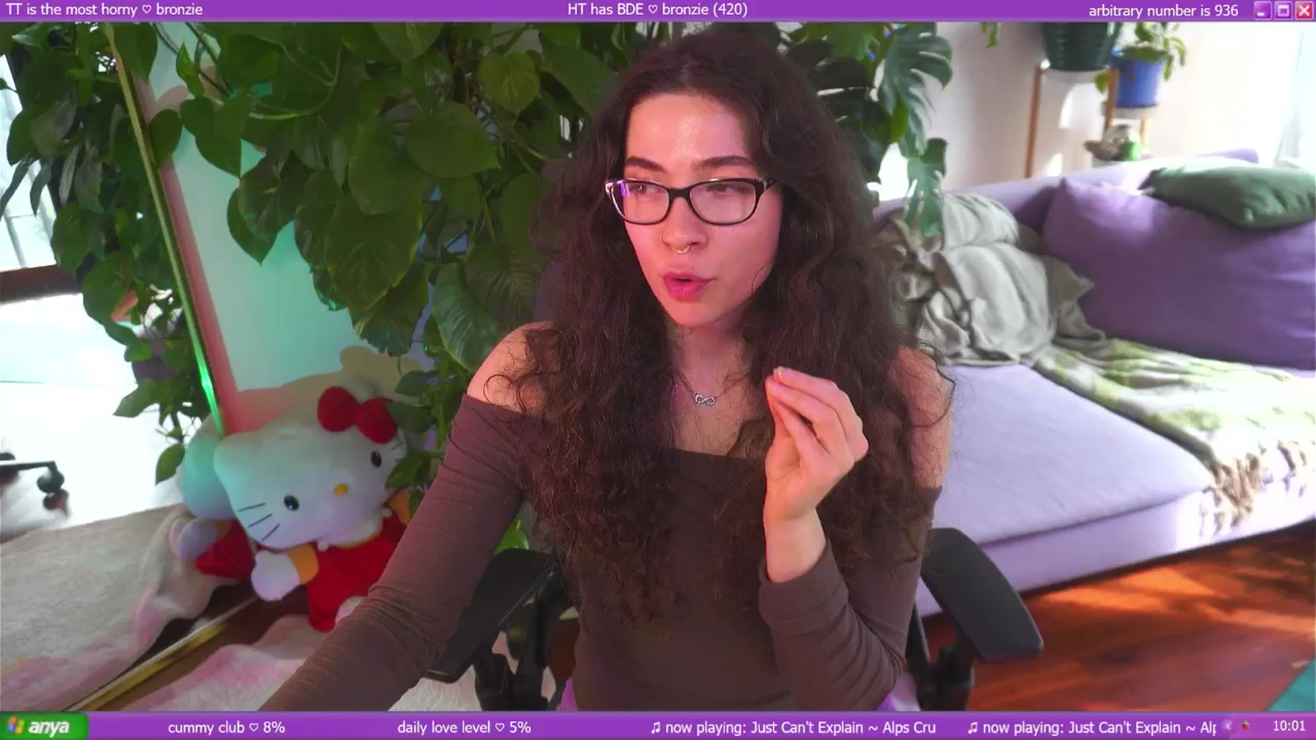 Gallery image thumbnail from afterglow's myfreecams stream on, 08/29/2025, 01:55 image 1 of 20